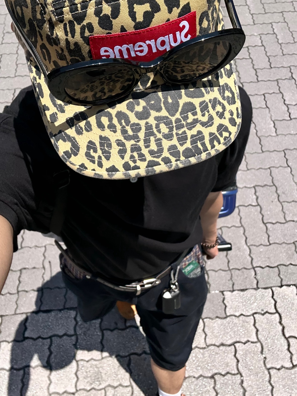 Supreme Washed Chino Twill Camp Cap Leopard - 23FW 착용 스타일 - 1