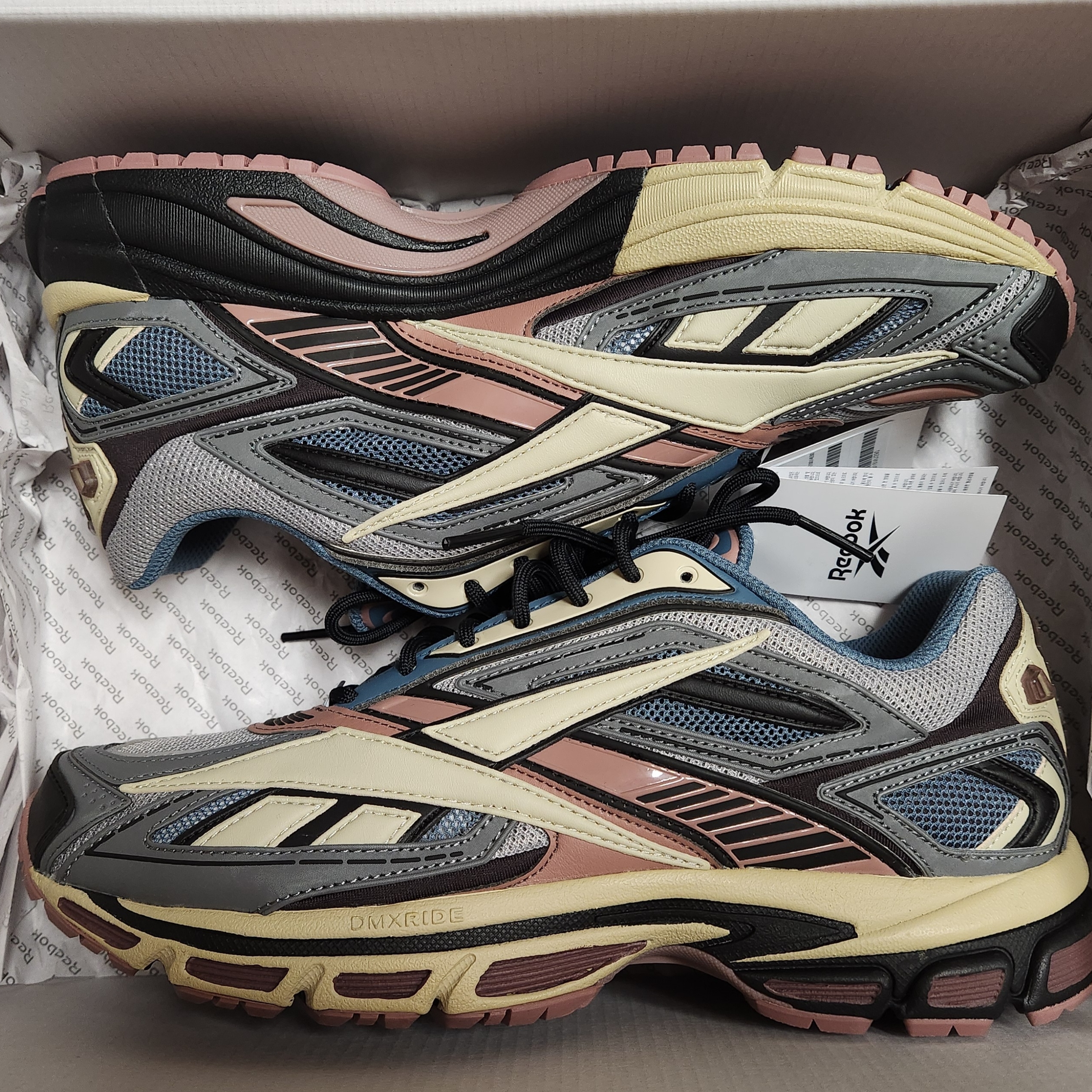 Reebok Premier Road Ultra Soft Pink 착용 스타일 - 1