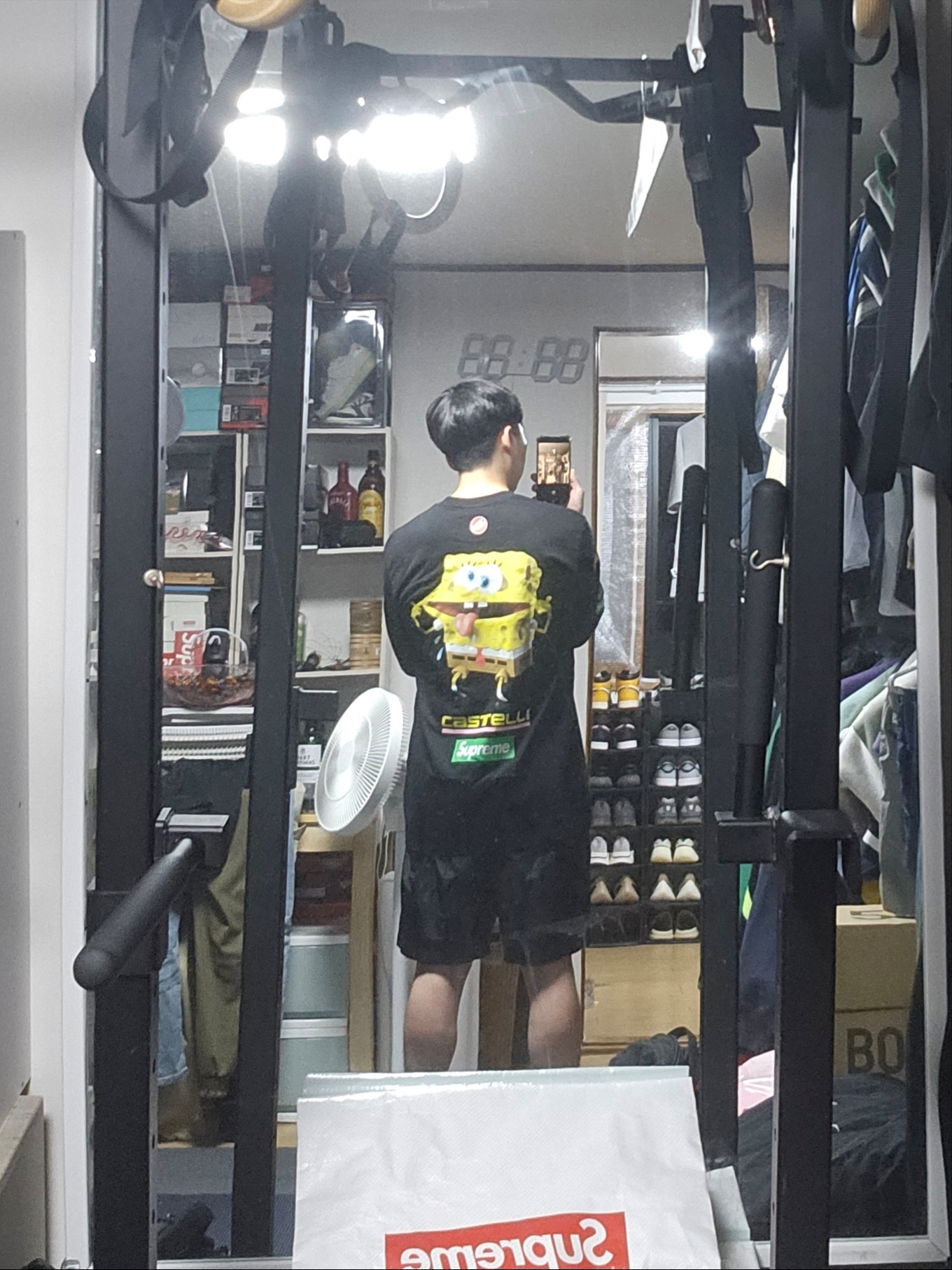 Supreme x SpongeBob SquarePants Castelli Racing L/S T-Shirt Black - 25SS 착용 스타일