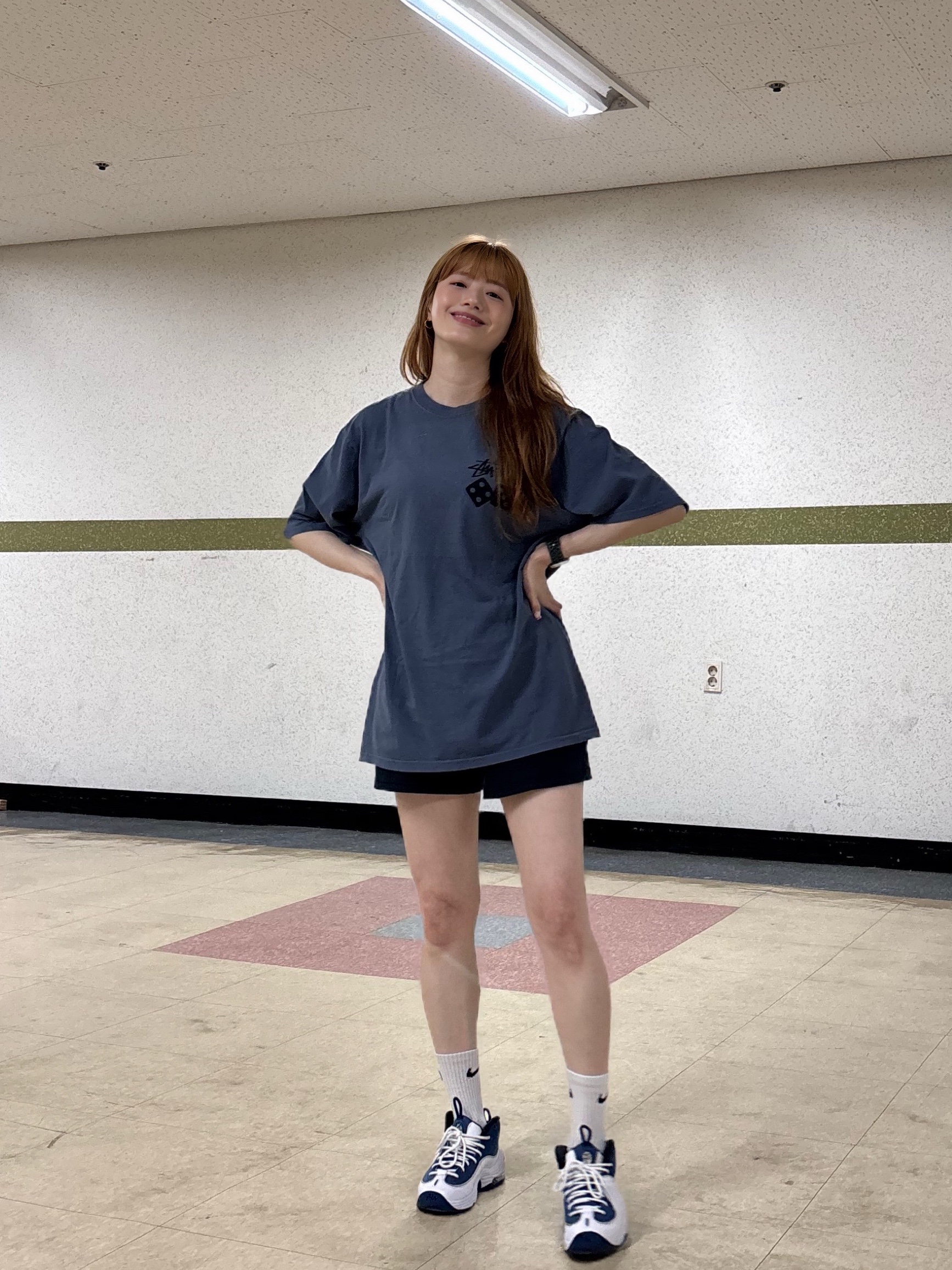 Stussy Pigment Dyed Dice T-Shirt Navy, Nike Air Penny II Atlantic Blue 착용 스타일 - 2