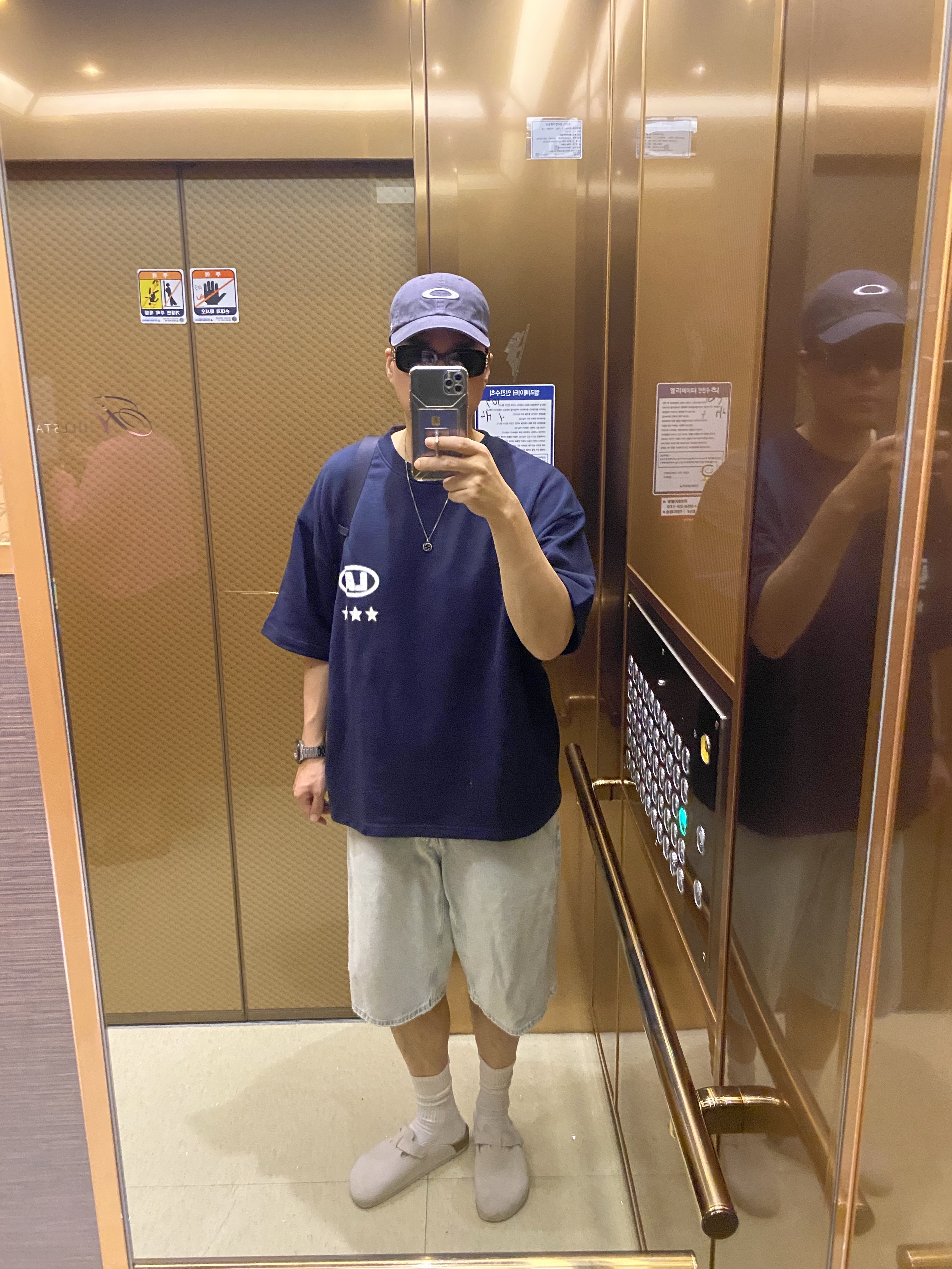 Oakley Remix Dad Hat Blackout, Birkenstock Boston Suede Leather Antique White - Regular 착용 스타일