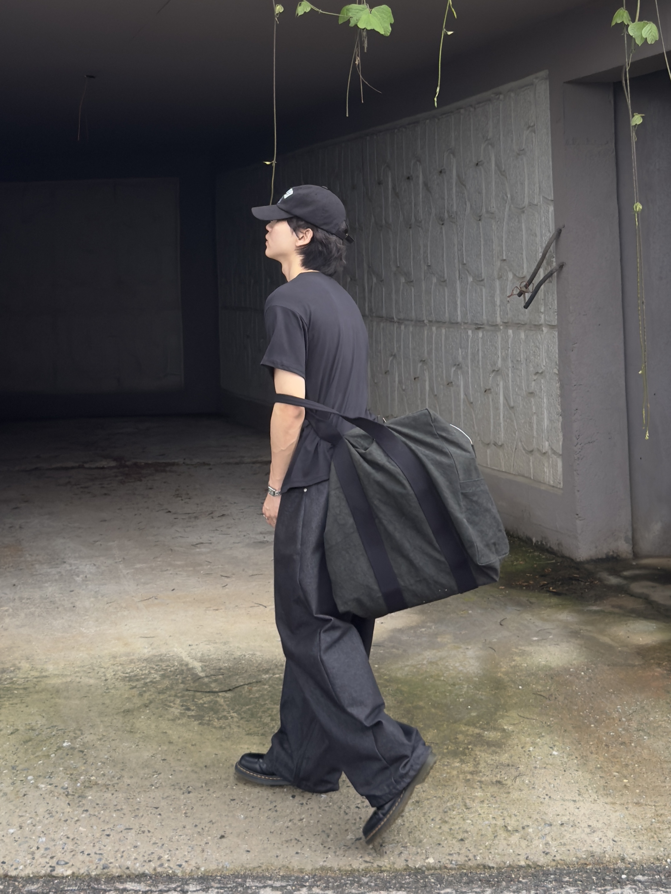 Stussy Boxer Shorts Multi (3 Pack), Stussy Canvas Flight Bag Washed Black 착용 스타일 - 4
