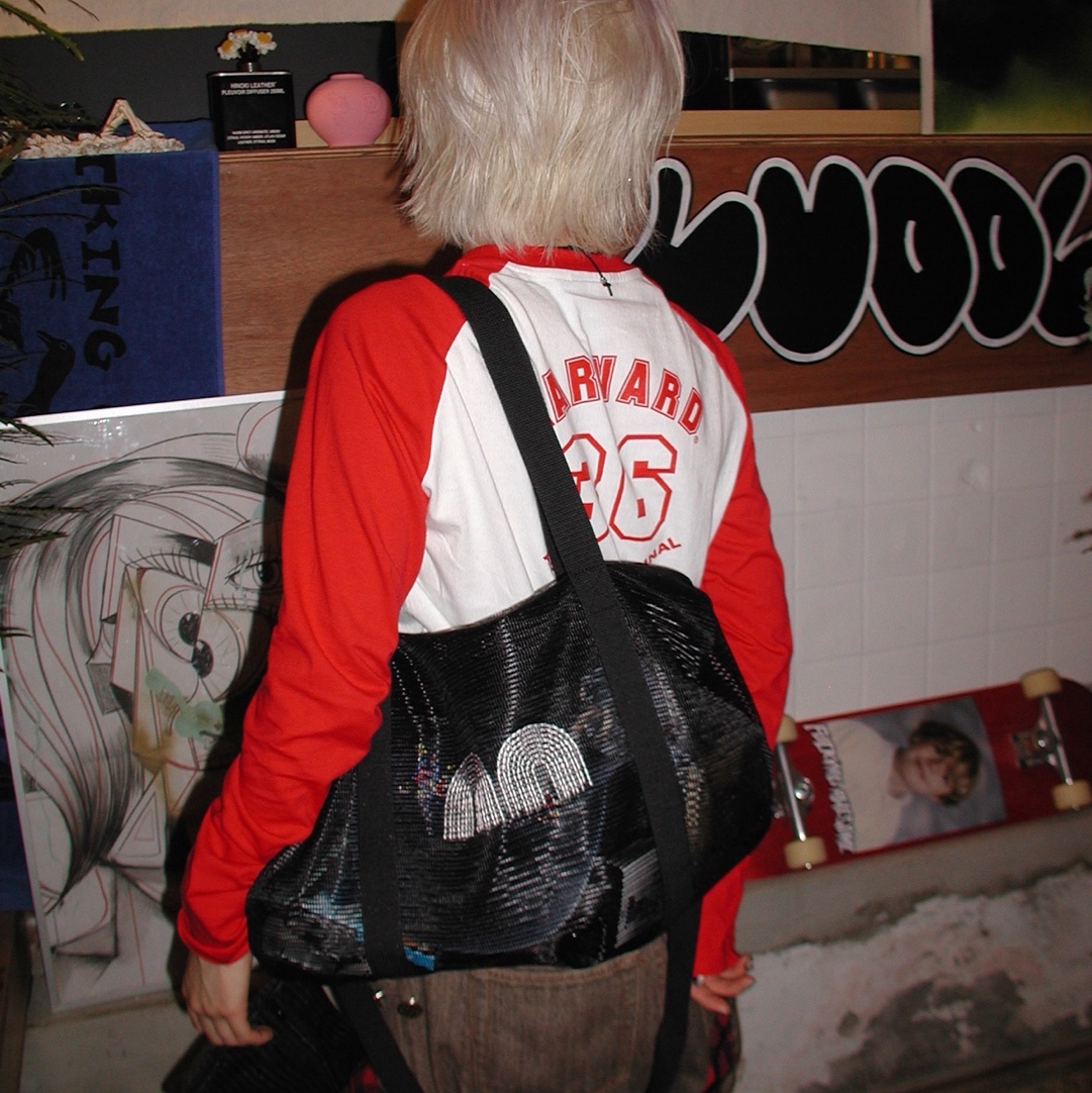 Not New Mesh Boston Bag Black 착용 스타일 - 2