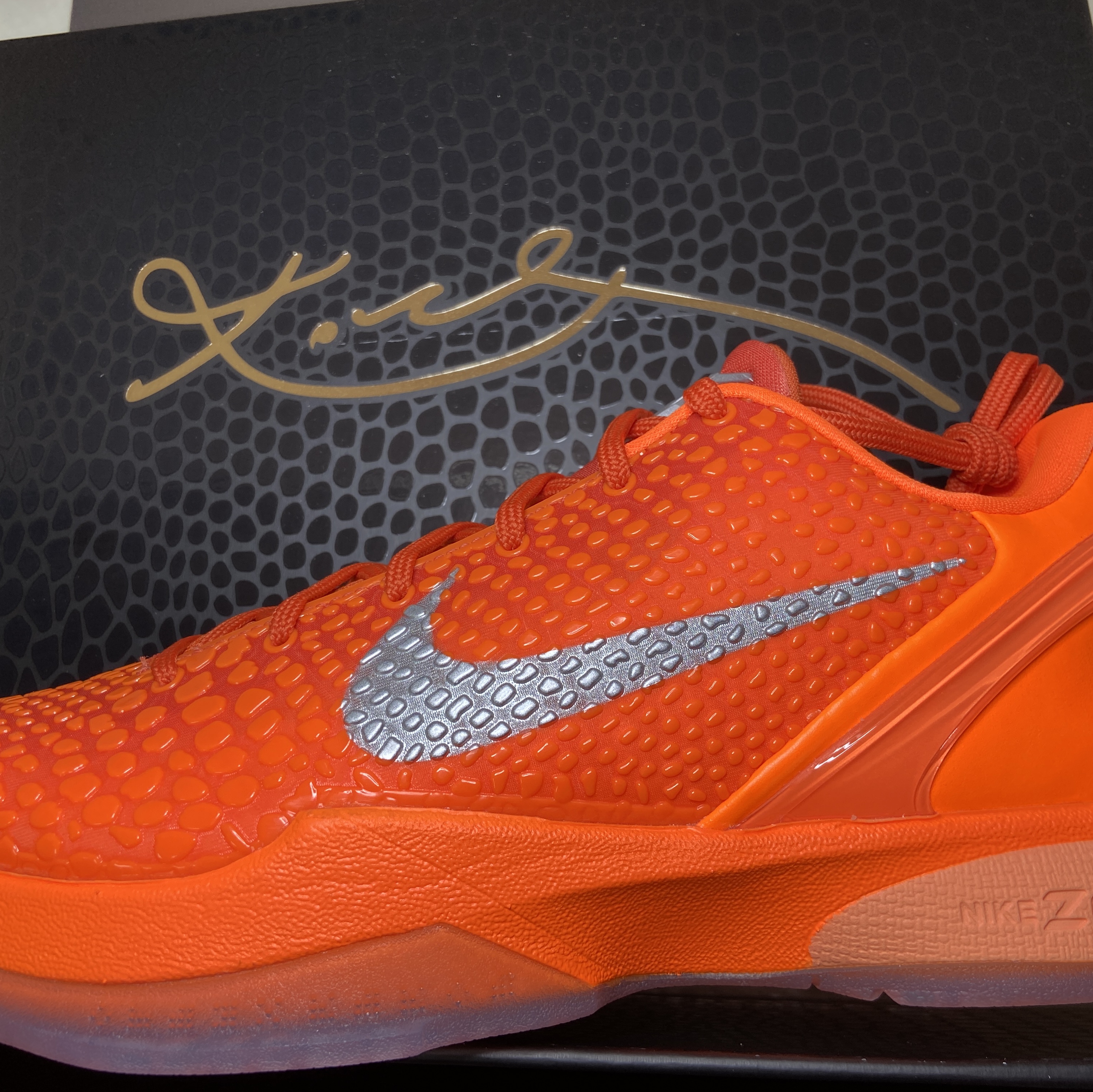 Nike Air Zoom G.T. Cut 3 EP Hyper Pink Metallic Silver, Nike Kobe 6 Protro Total Orange 착용 스타일 - 2
