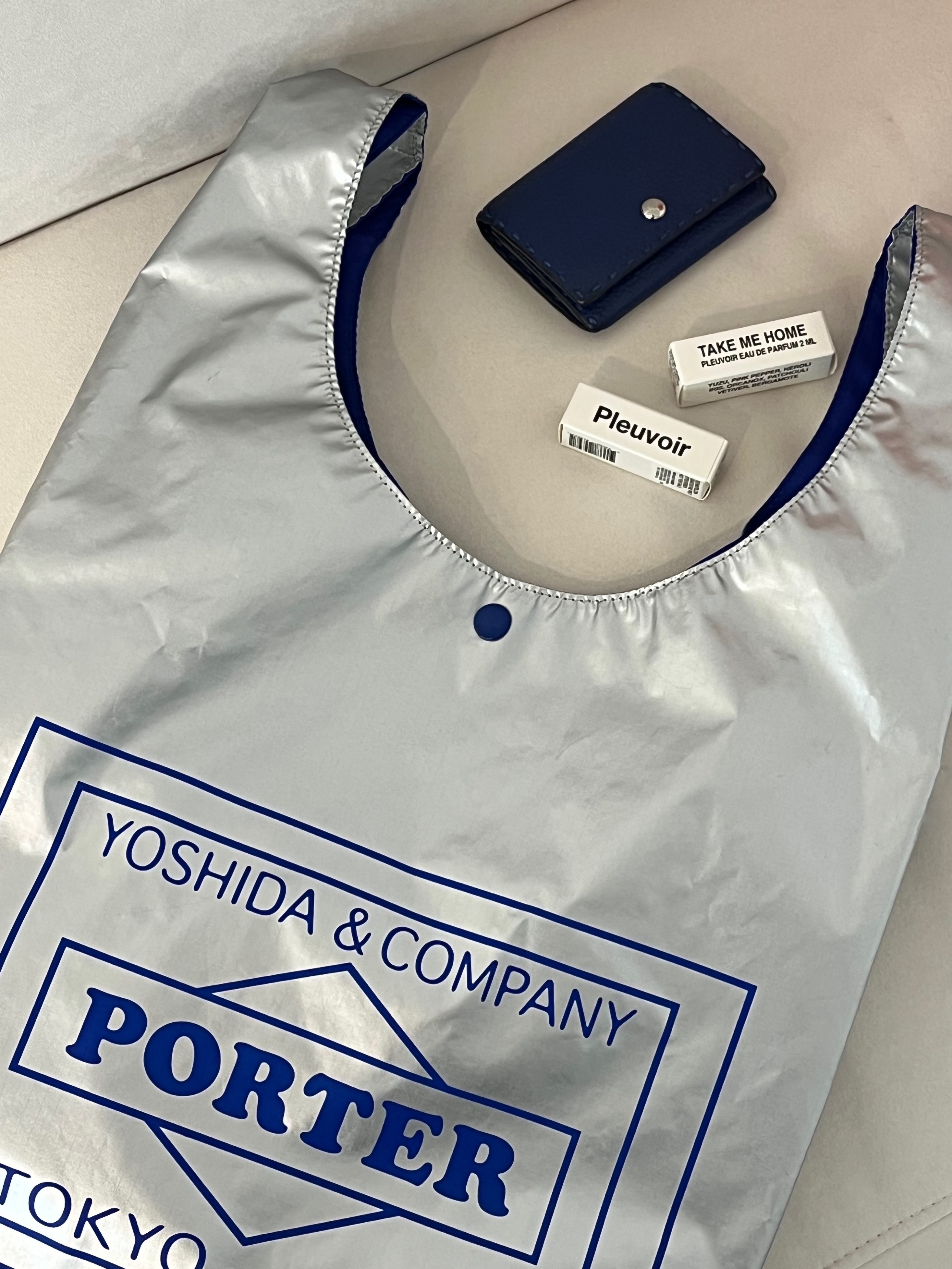 Porter Grocery Bag Silver - Busan Centum City Store Exclusive 착용 스타일