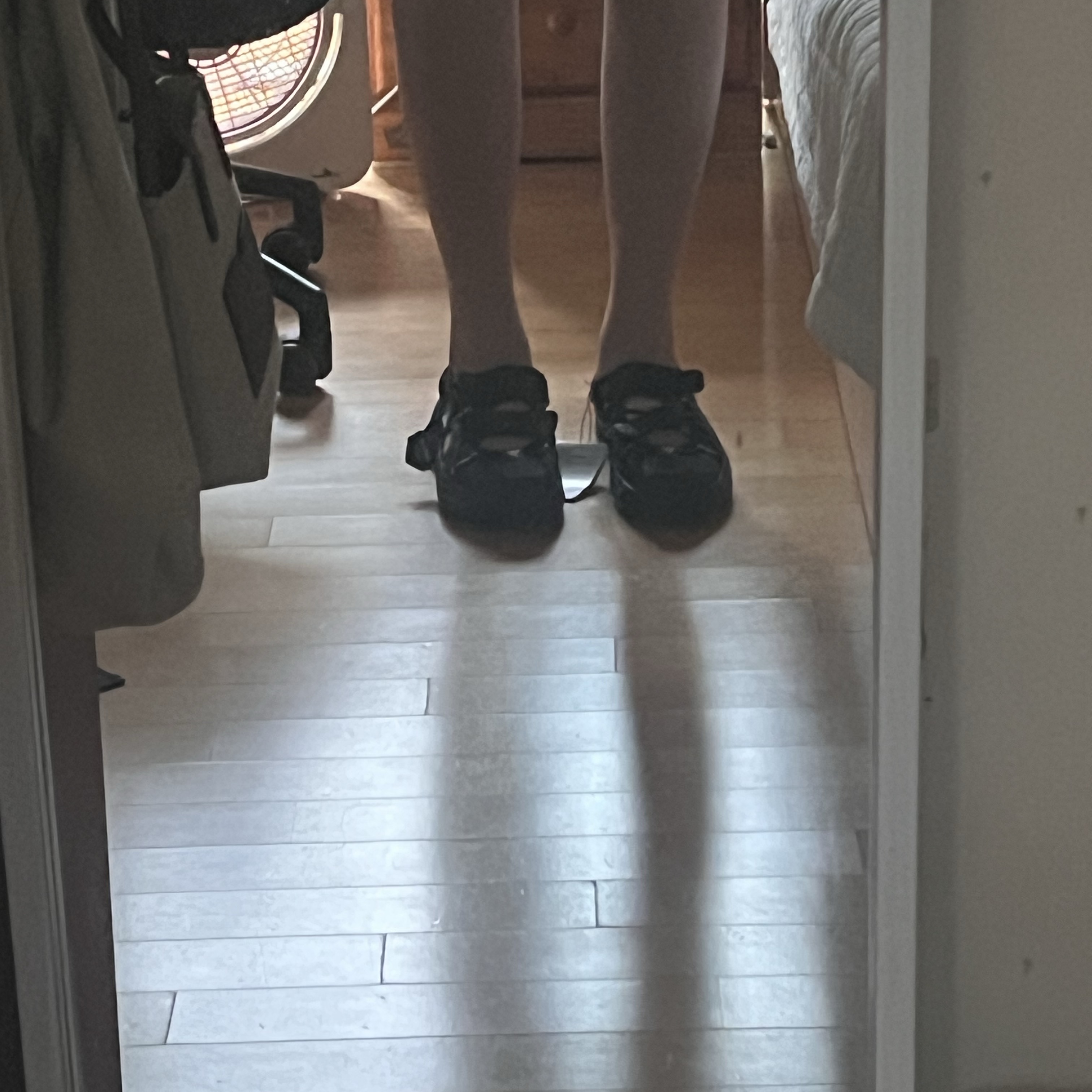 (W) Adidas Ozwave Sandal Core Black Silver Metallic 착용 스타일