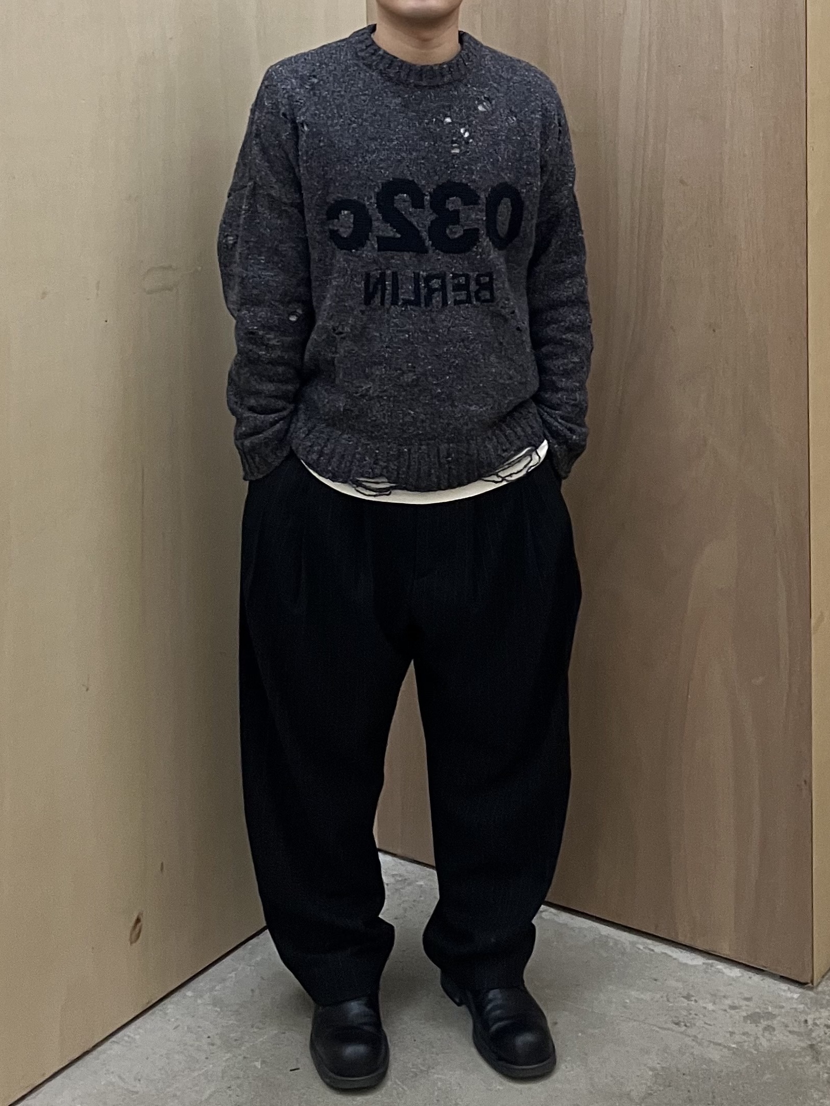 noun Wide Tapered Pants Stripe Black 착용 스타일 - 3