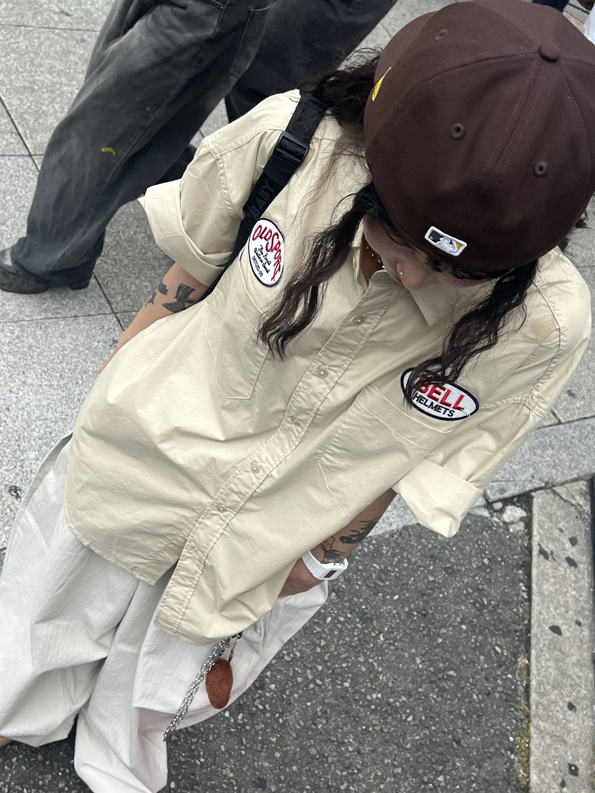 Nike Air Force 1 '07 WB Flax, New Era MLB Authentic San Diego Padres Game Brown 착용 스타일 - 4