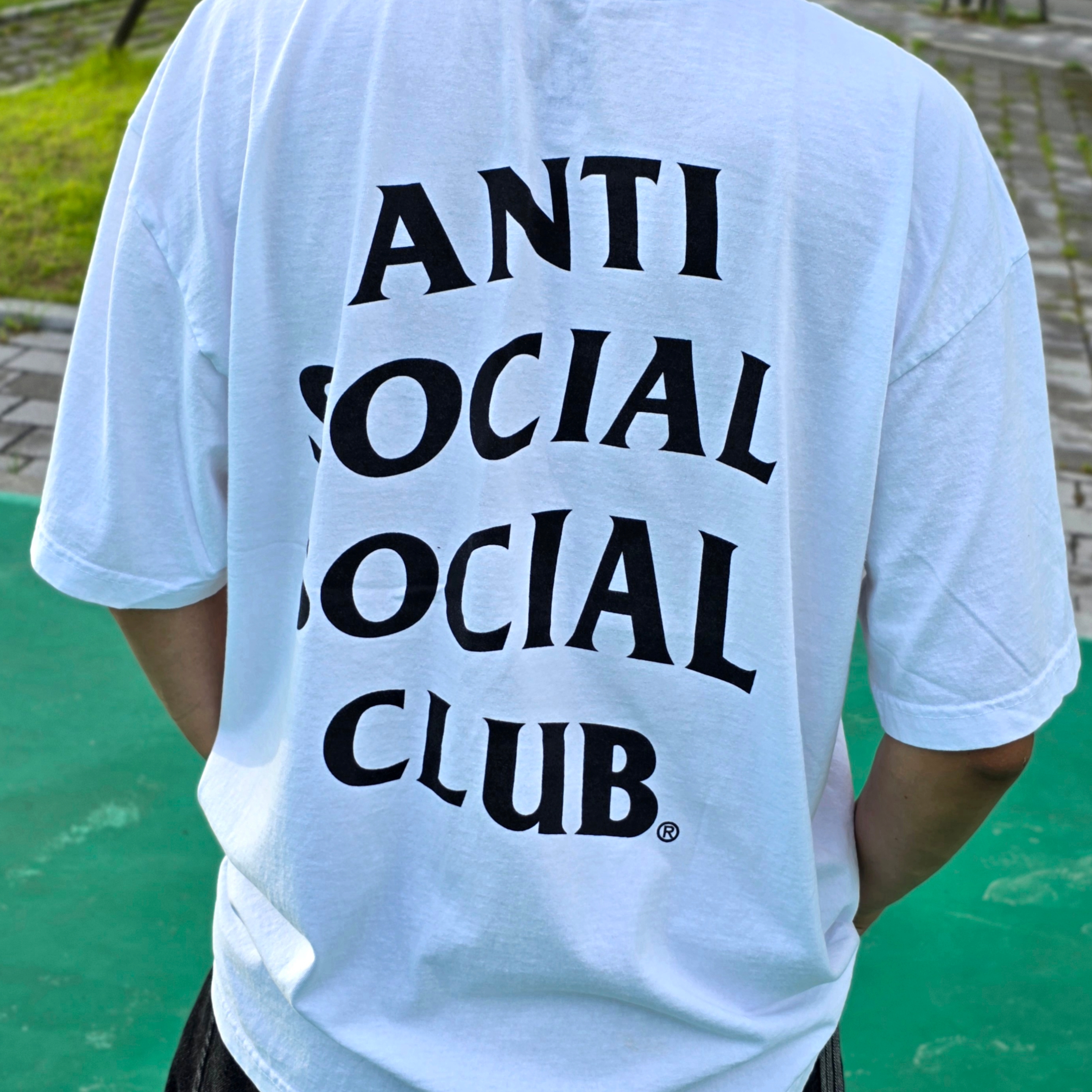 Anti Social Social Club Mind Games S/S Tee White 착용 스타일 - 2