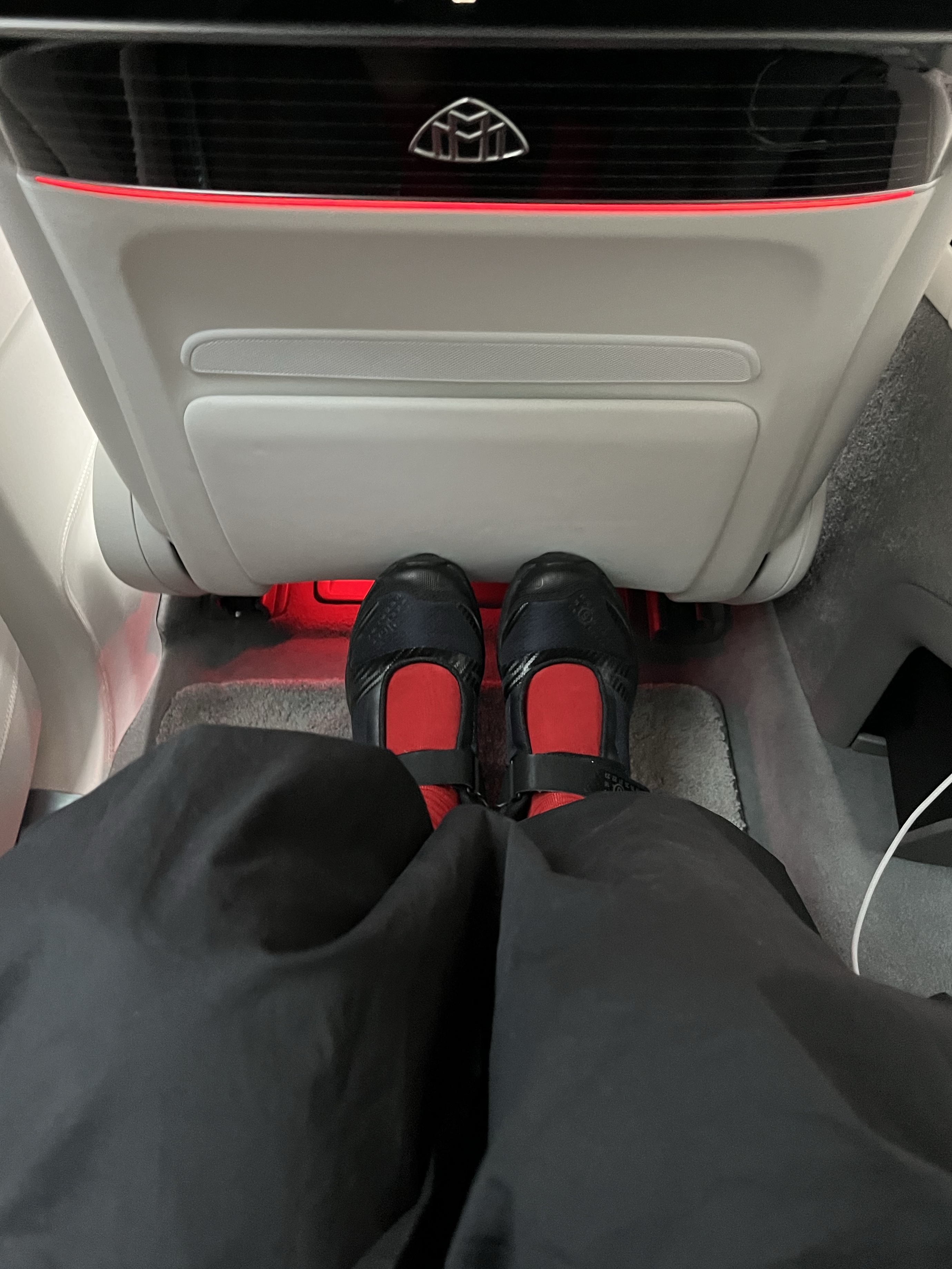 Salomon x MM6 Maison Margiela XT-Marie Jeanne Black Soft Clay 착용 스타일