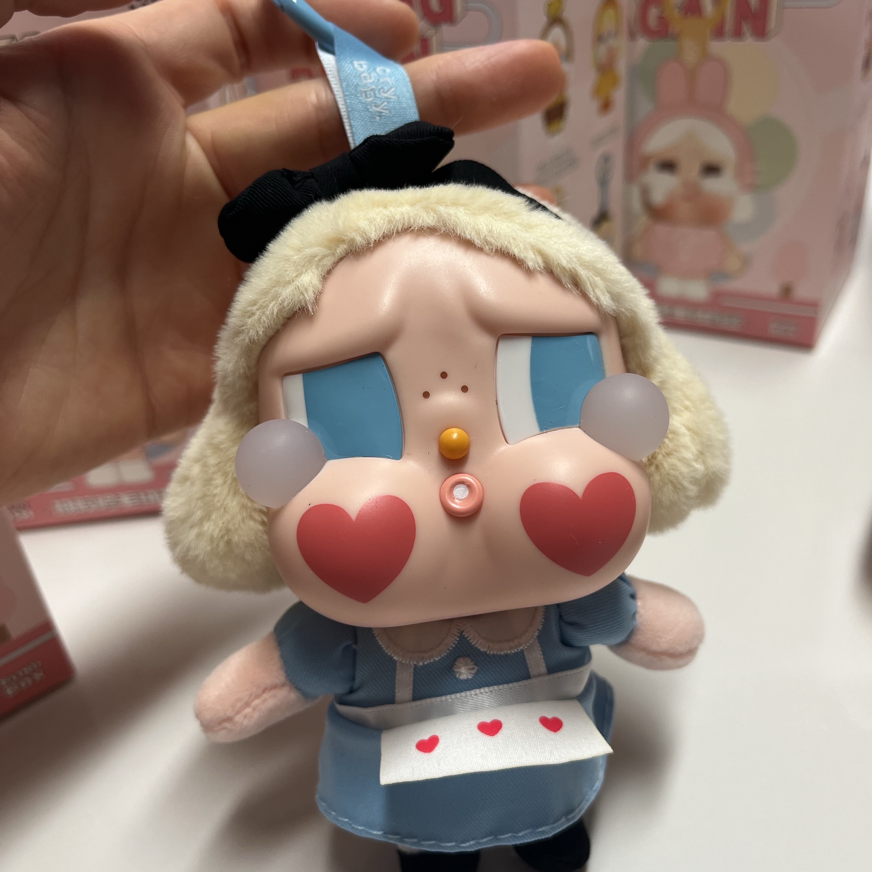 Pop Mart Crybaby Crying Again Series Plush Keyring Sealed Case (6 Blind Boxes) 착용 스타일 - 8