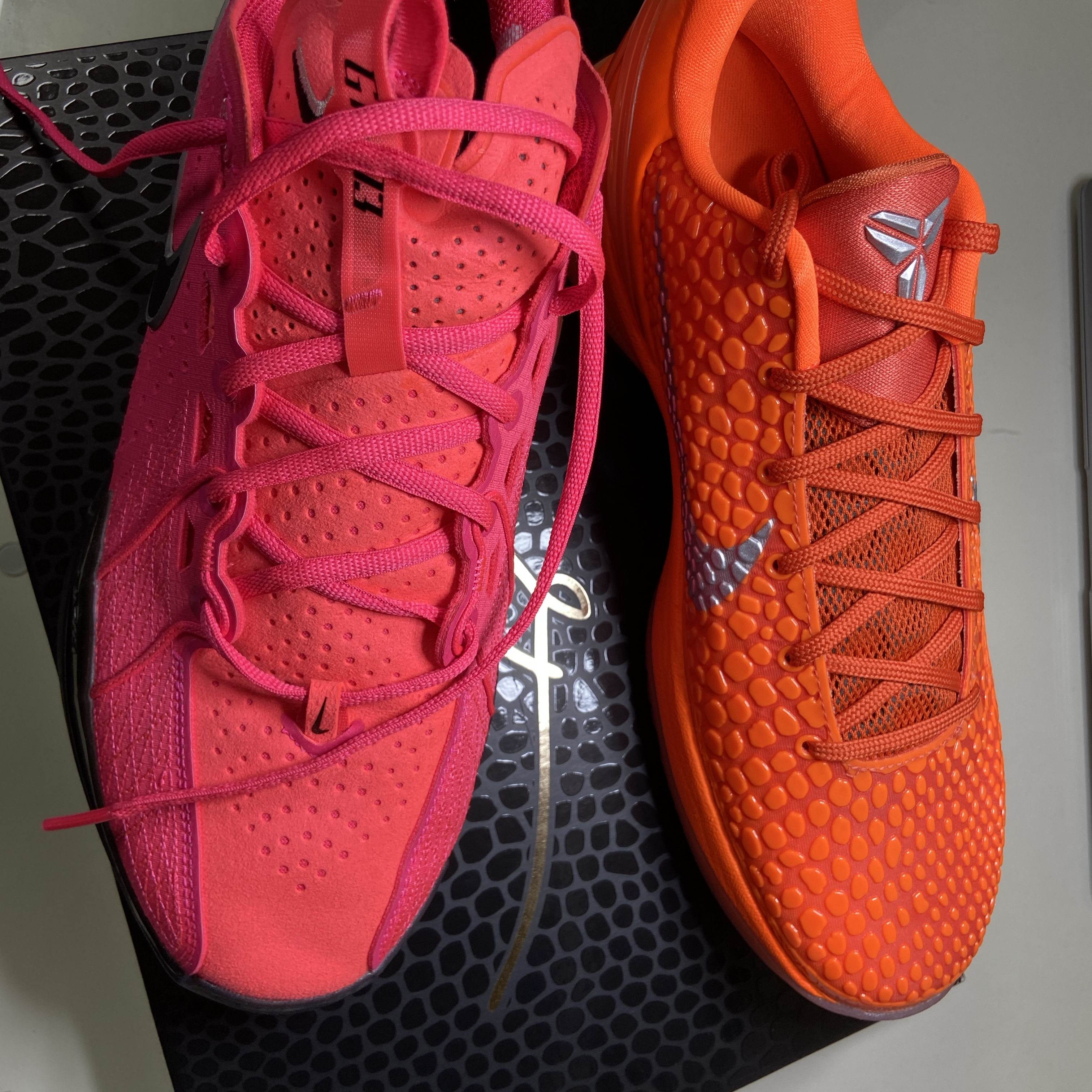 Nike Air Zoom G.T. Cut 3 EP Hyper Pink Metallic Silver, Nike Kobe 6 Protro Total Orange 착용 스타일 - 1