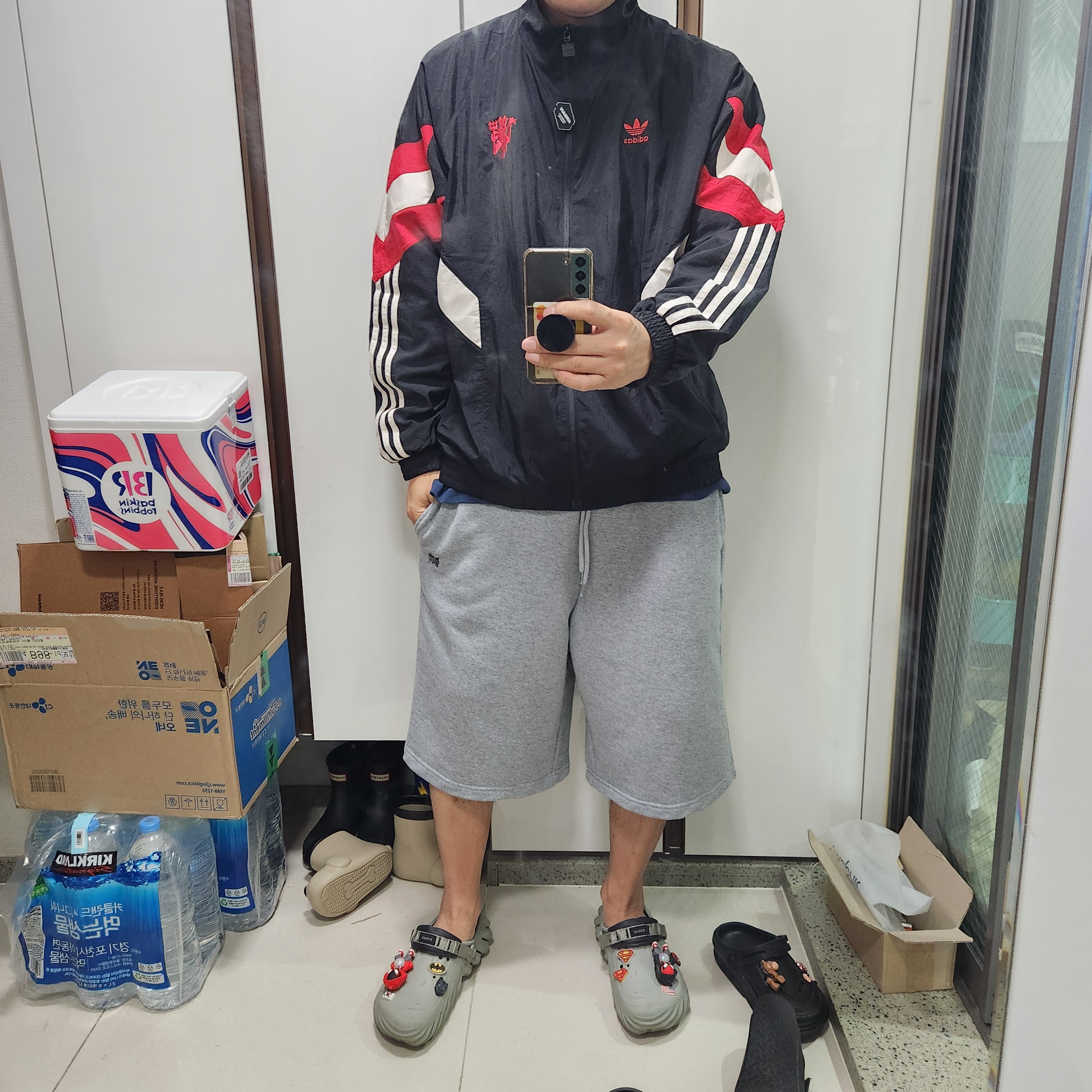 Adidas Manchester United Originals Track Top Black Red - KR Sizing 착용 스타일
