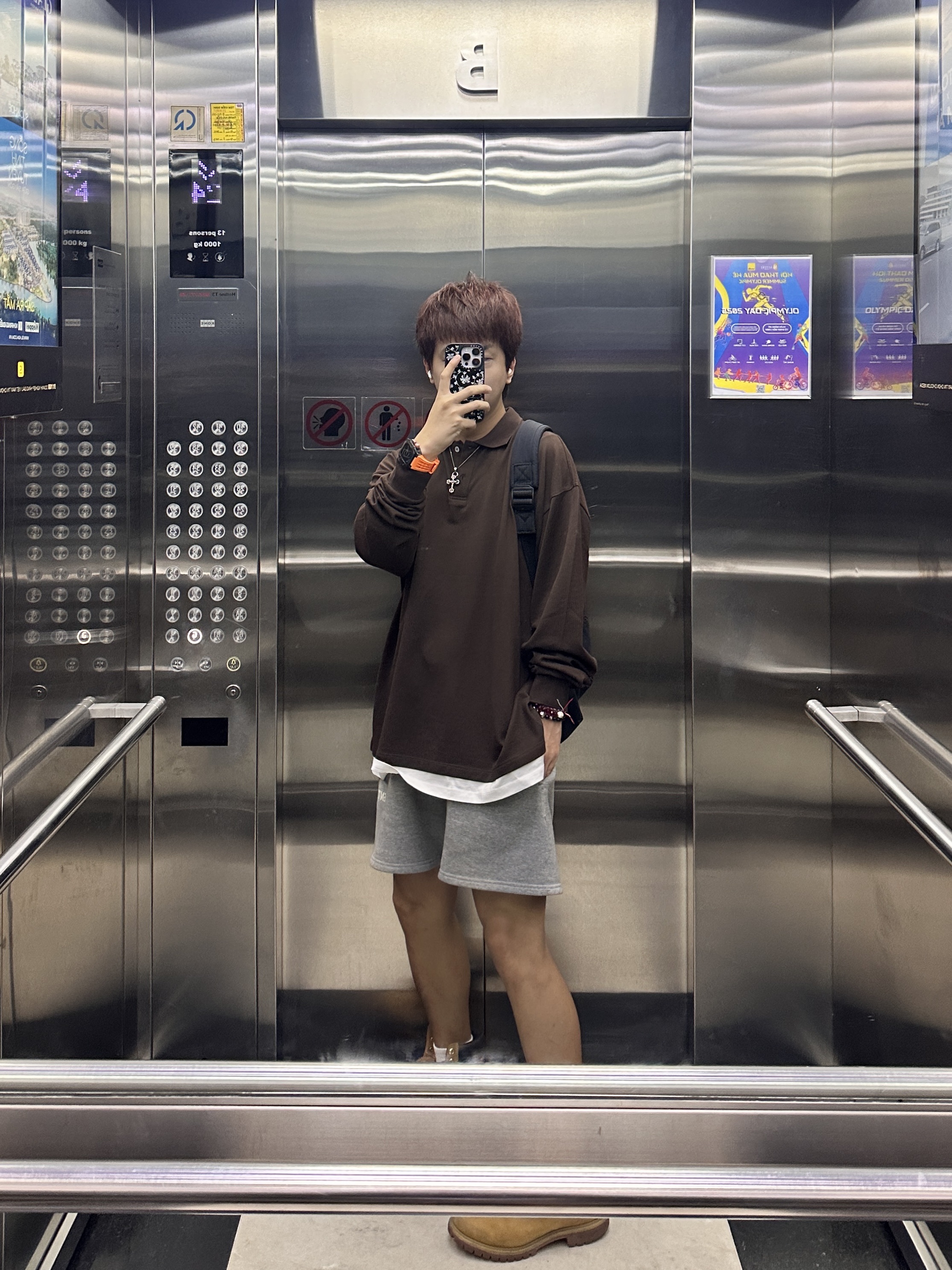 Miu Miu Pique and Jersey Polo Shirt Cocoa Brown, Timberland Premium 6 inch Waterproof Boot Wheat Nubuck - Wide 착용 스타일 - 1