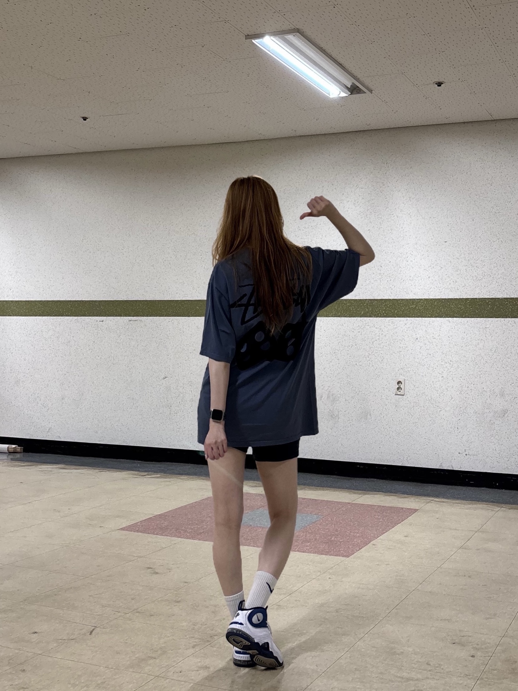 Stussy Pigment Dyed Dice T-Shirt Navy, Nike Air Penny II Atlantic Blue 착용 스타일 - 7