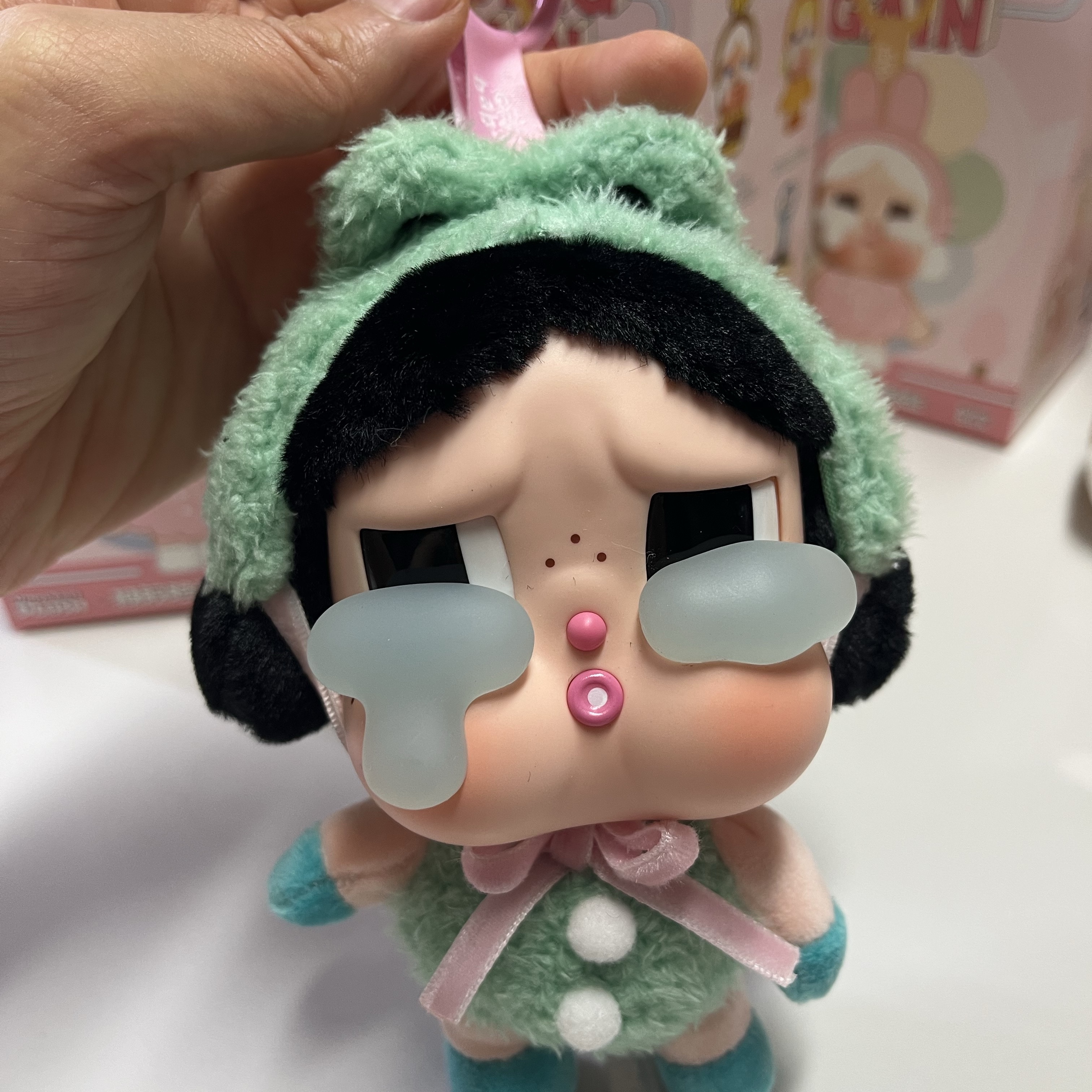 Pop Mart Crybaby Crying Again Series Plush Keyring Sealed Case (6 Blind Boxes) 착용 스타일 - 5