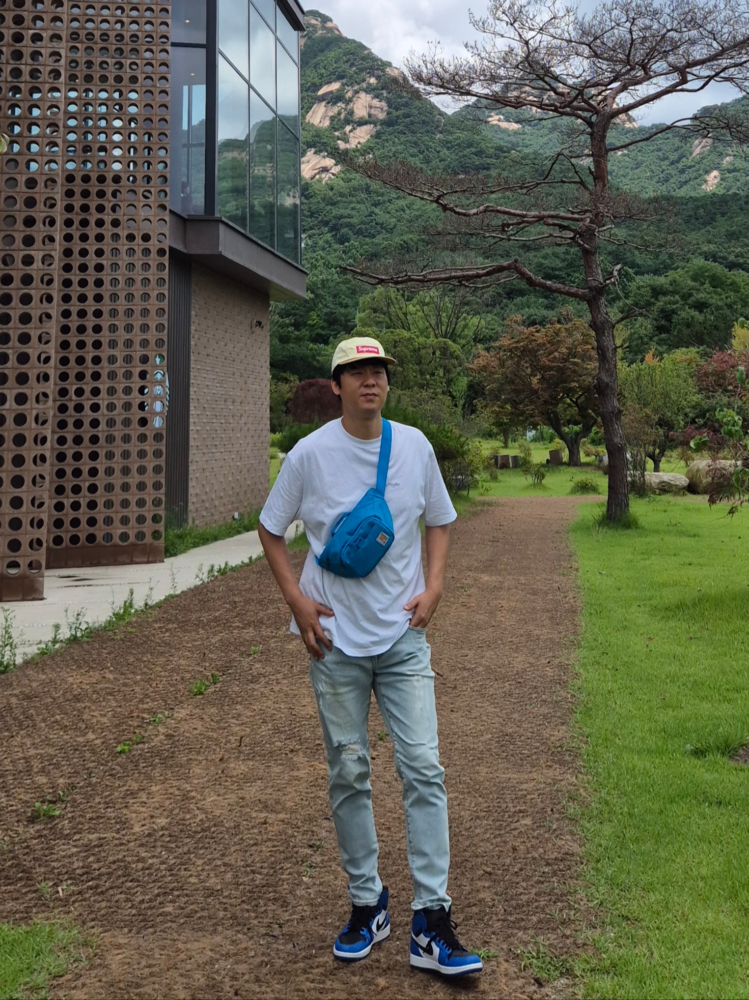 Supreme Pigment 2-Tone Camp Cap Natural - 24SS 착용 스타일 - 1