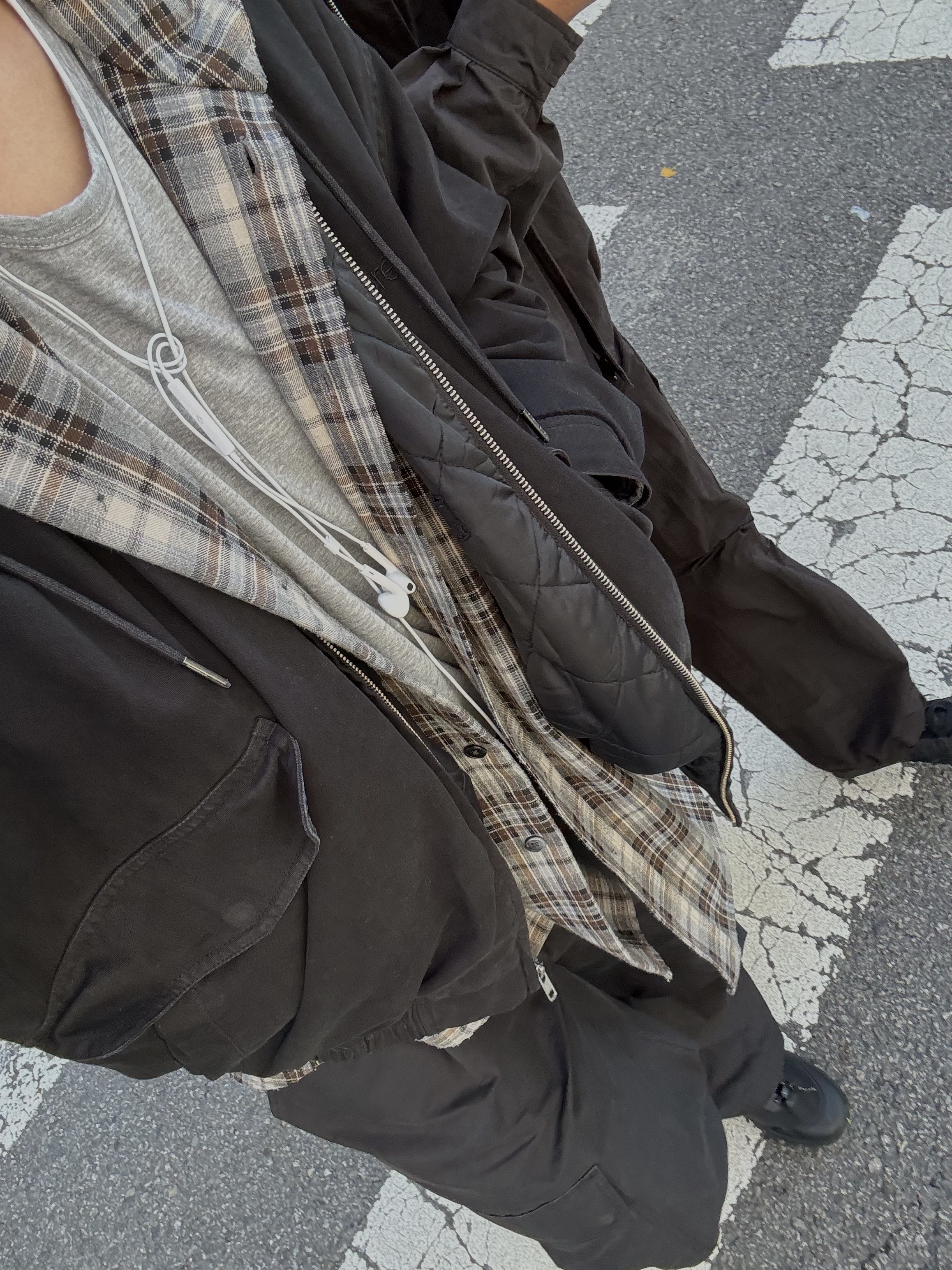 Supreme Leather Collar Utility Jacket Black - 24FW, Haleine Incision Check Hooded Shirts Cookie 착용 스타일 - 1