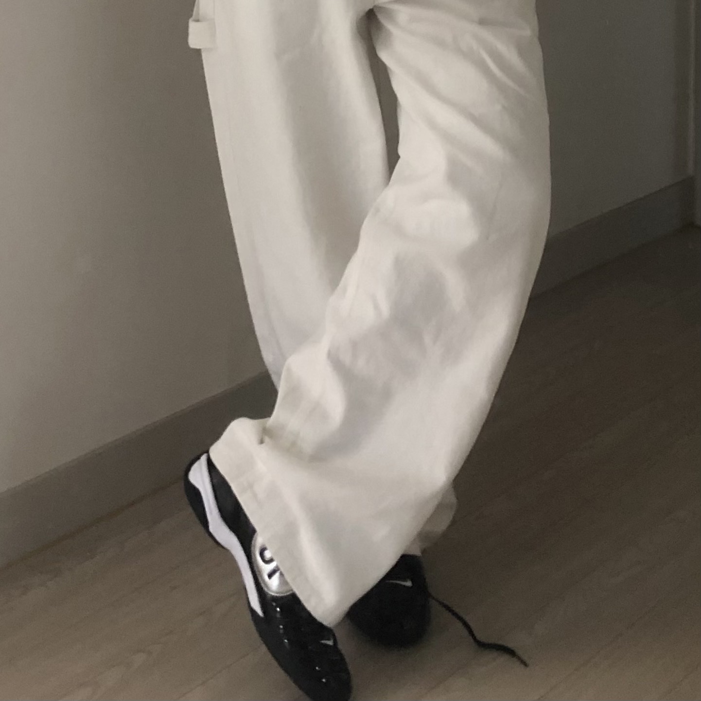 Nike Total 90 III SP Black and White 착용 스타일 - 1