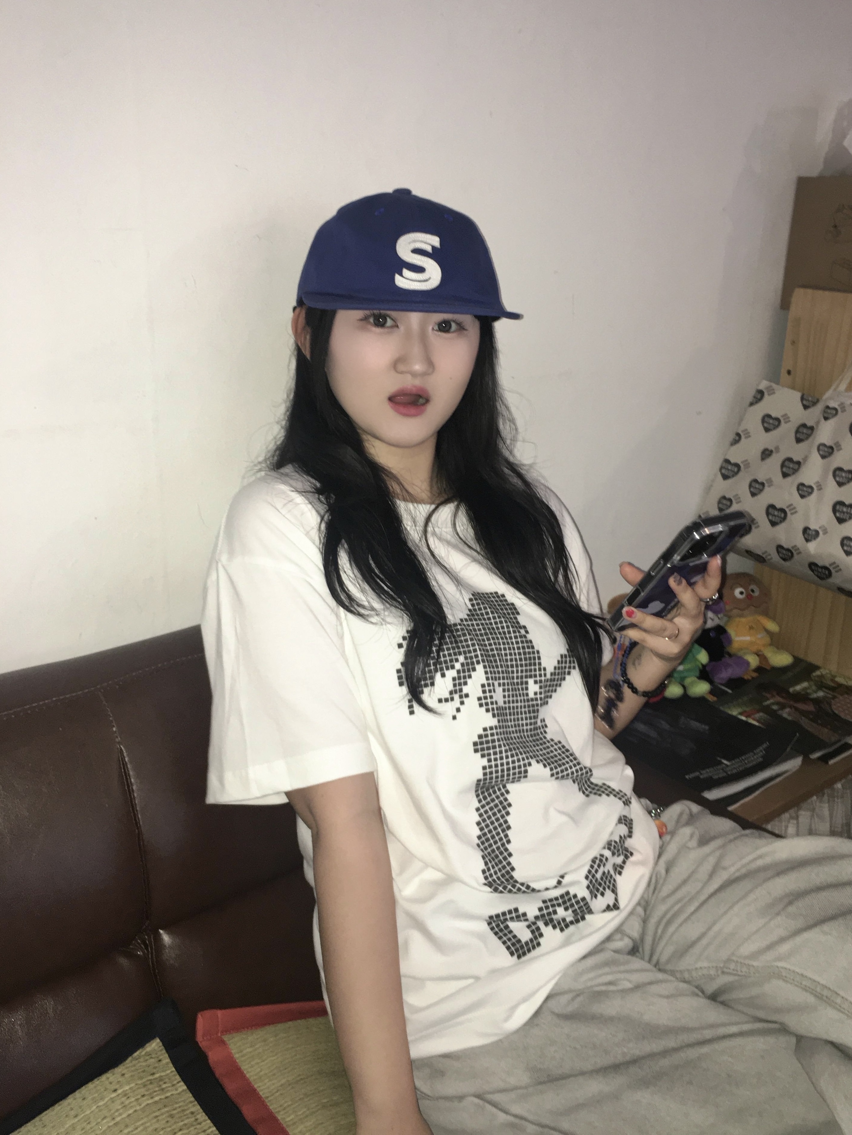 [KREAM 단독] Safarispot Emblem Patch Cap Black, Safarispot Emblem Patch Satin Cap Turquoise 착용 스타일 - 1