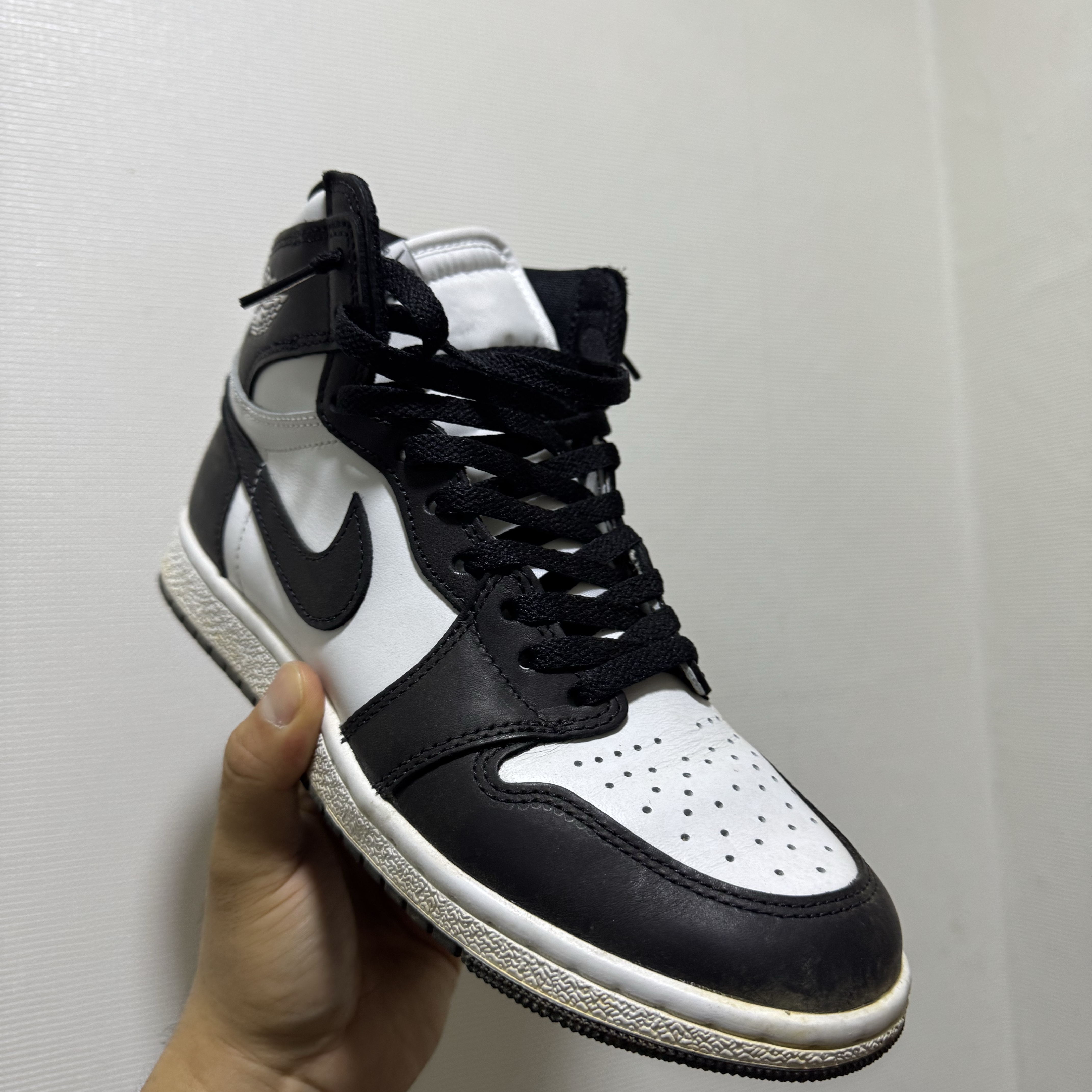 Jordan 1 High 85 Black White 착용 스타일