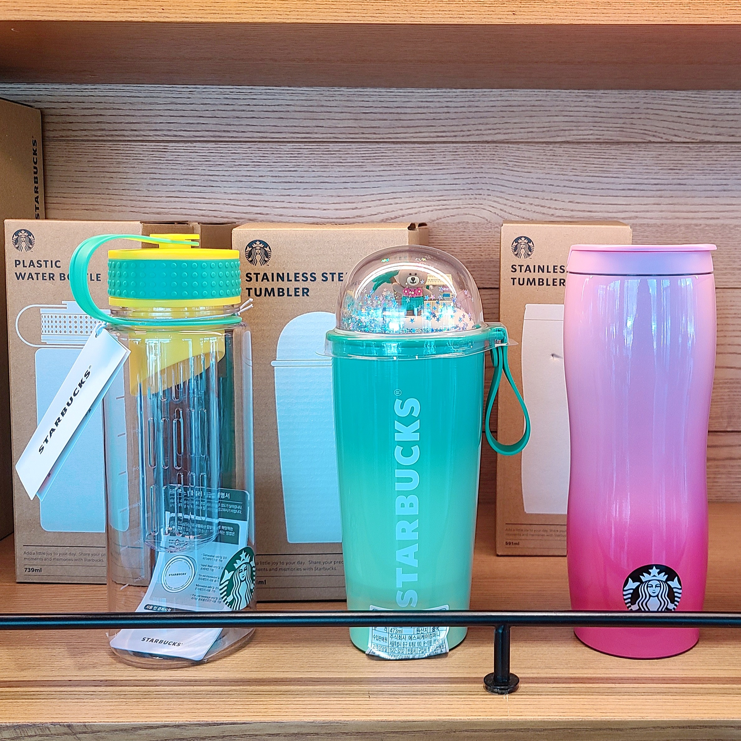 Starbucks Aloha Detox Bottle 739ml, Starbucks SS Aloha Chubby Dome Tumbler 473ml 착용 스타일 - 2