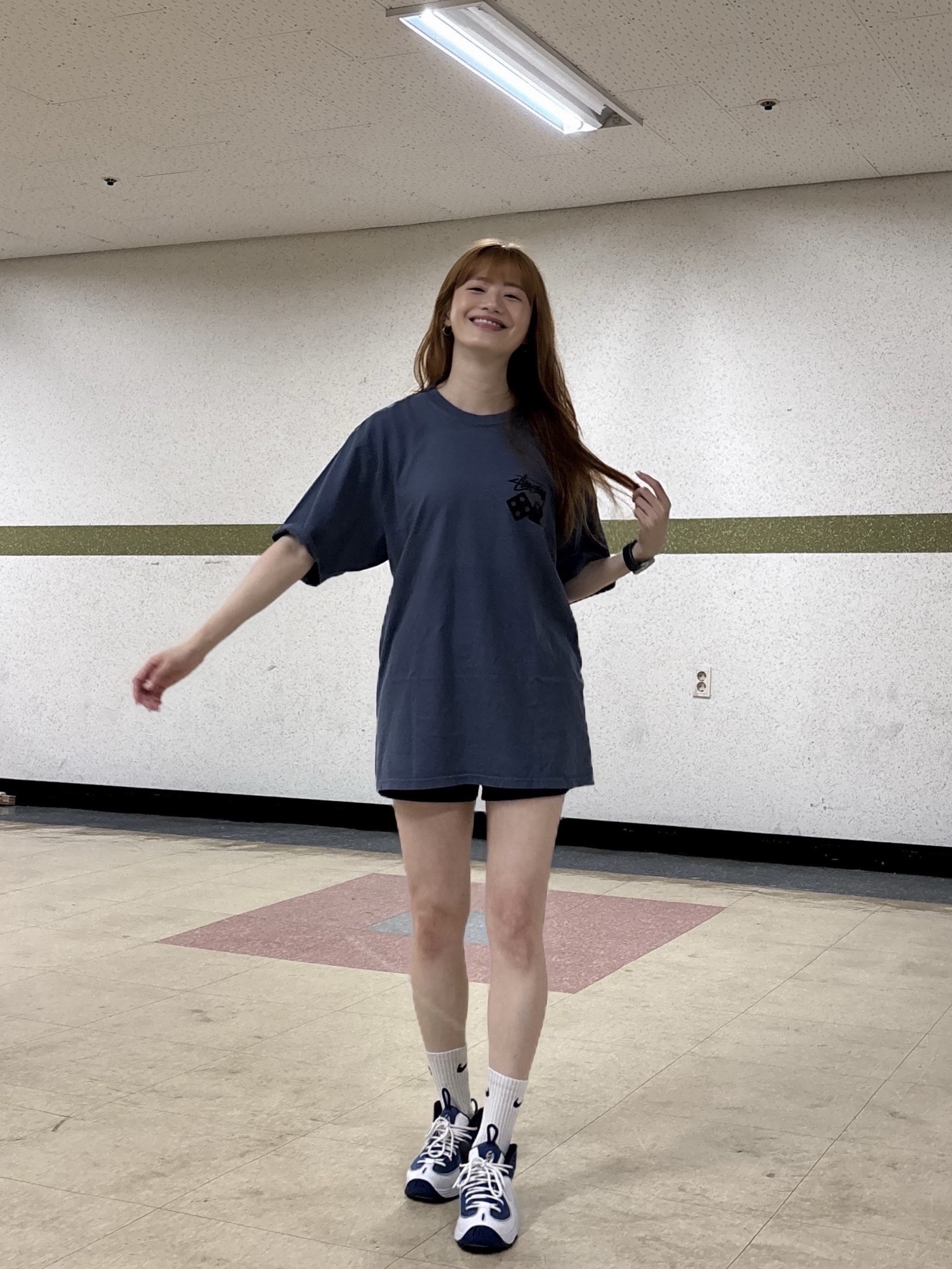 Stussy Pigment Dyed Dice T-Shirt Navy, Nike Air Penny II Atlantic Blue 착용 스타일 - 5