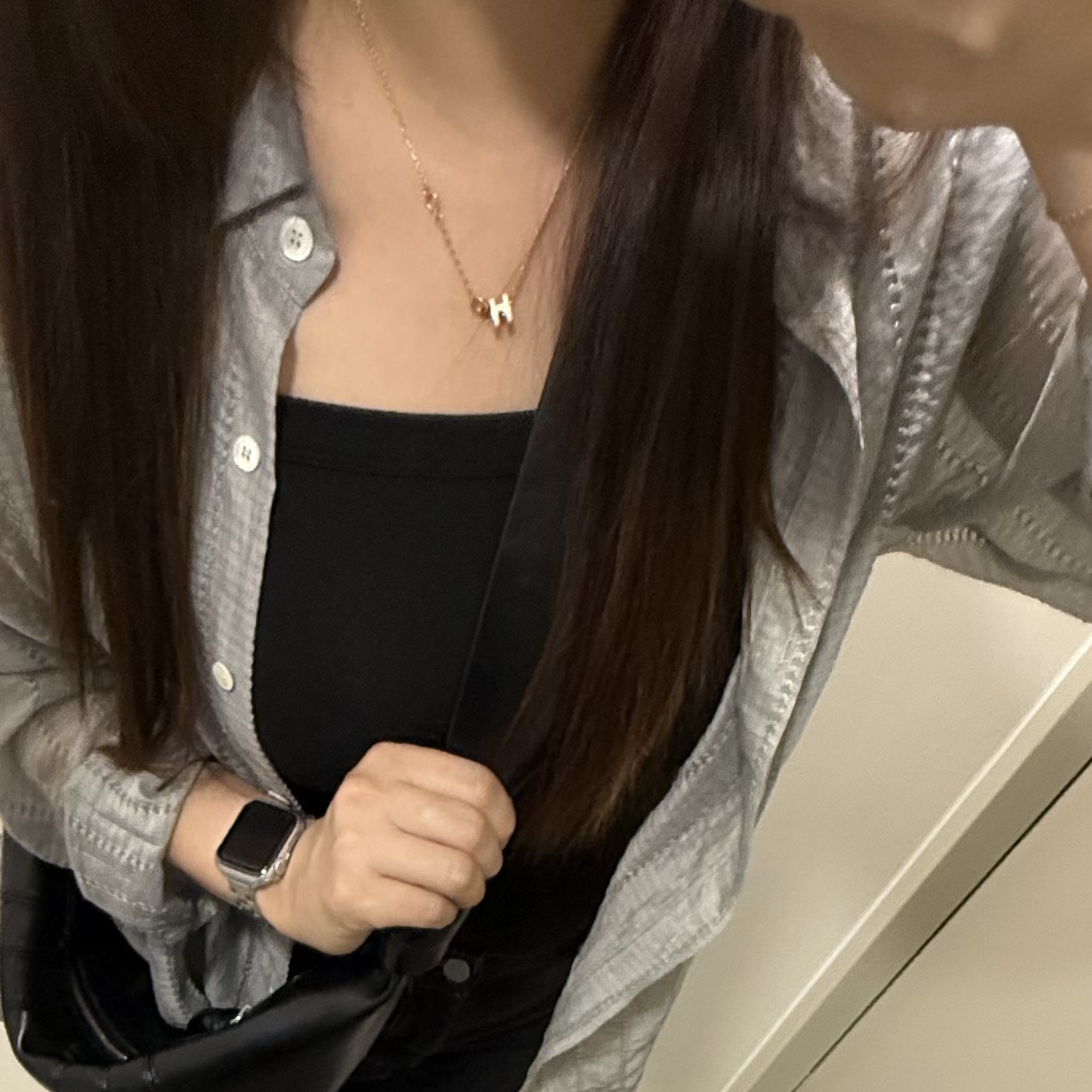 (W) Hermes Mini Pop H Pendant Rose Gold & Blanc 착용 스타일