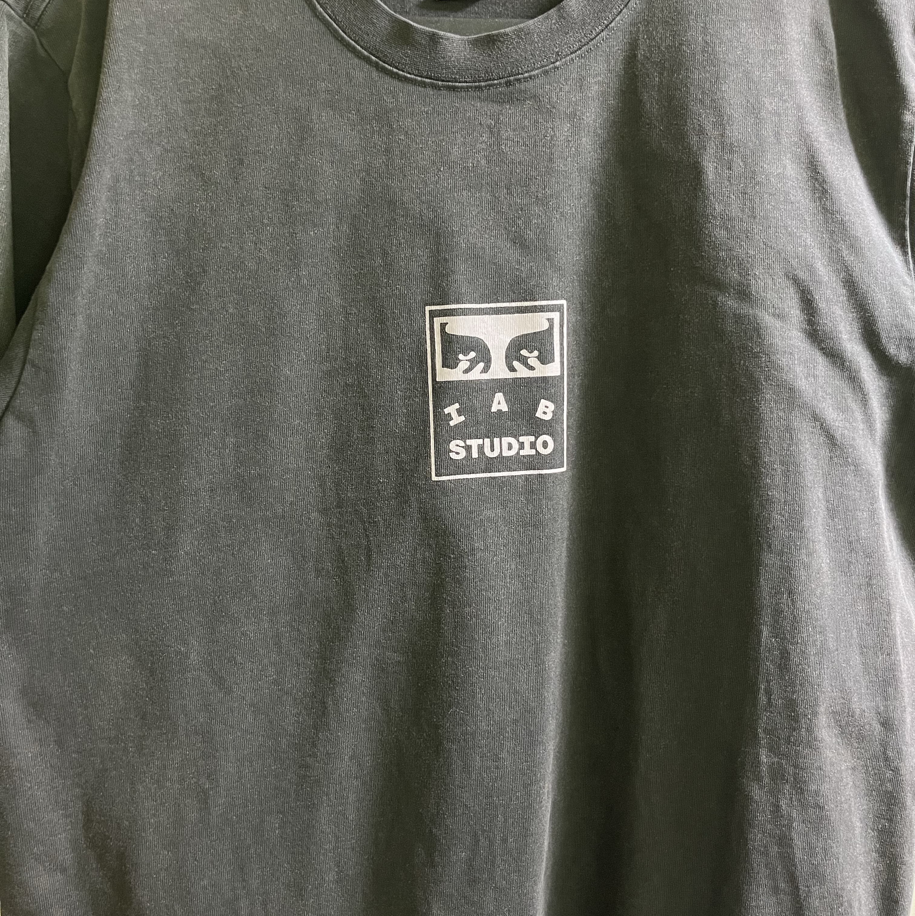 IAB Studio x Obey Icon Heavyweight Box T-Shirt Digital Black 착용 스타일