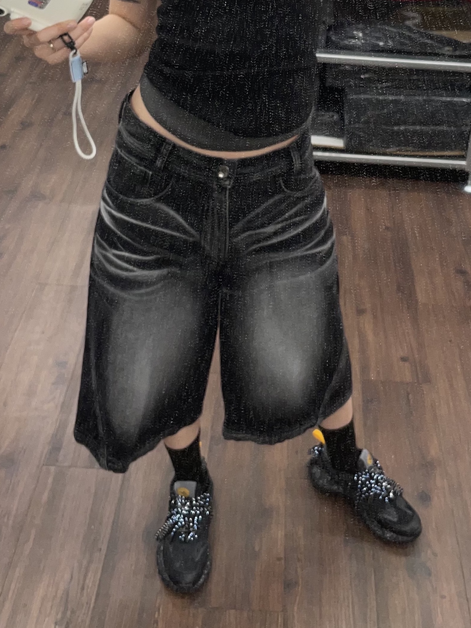 BLR Double BLR Logo Sleeveless Black, BLR Double BLR Logo Sleeveless Grey 착용 스타일 - 2