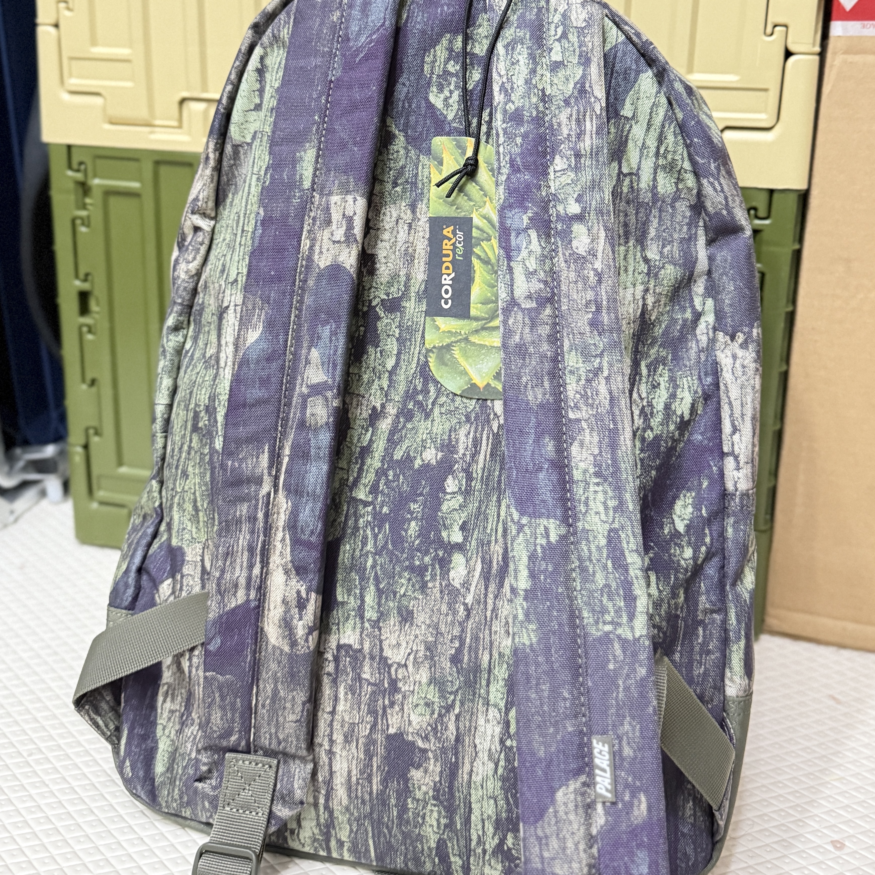 Palace Cordura Tri-Backpack Forest DPM - 24SS 착용 스타일 - 3