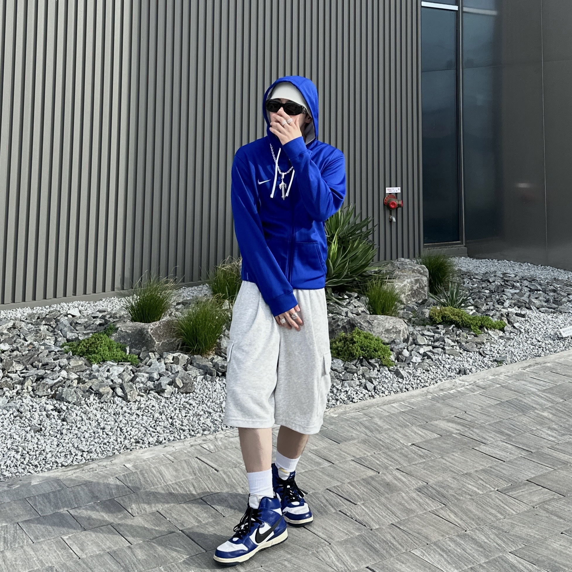 Nike x Ambush Dunk High Black, Nike x Ambush Dunk High Deep Royal Blue 착용 스타일 - 2
