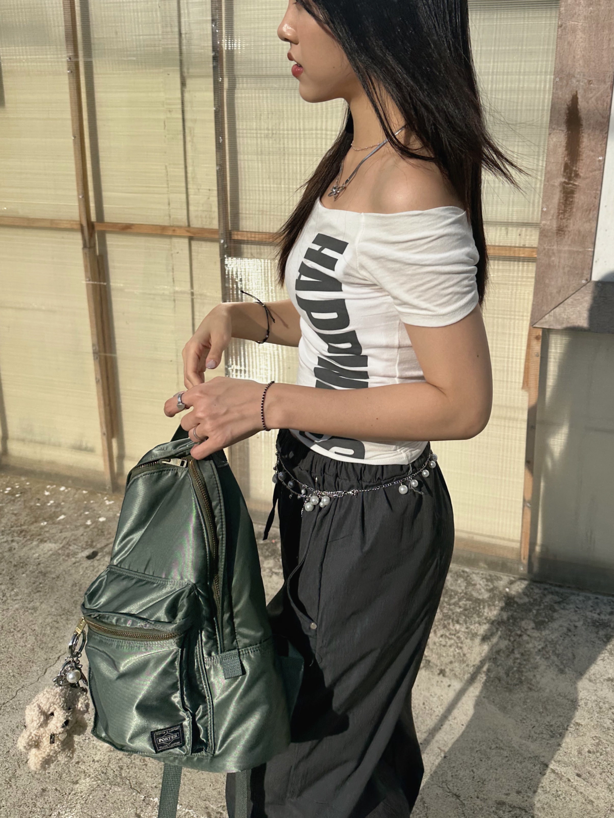 Porter Tanker Backpack Sage Green, Nike Air Force 1 '07 Low Triple Black 착용 스타일 - 2