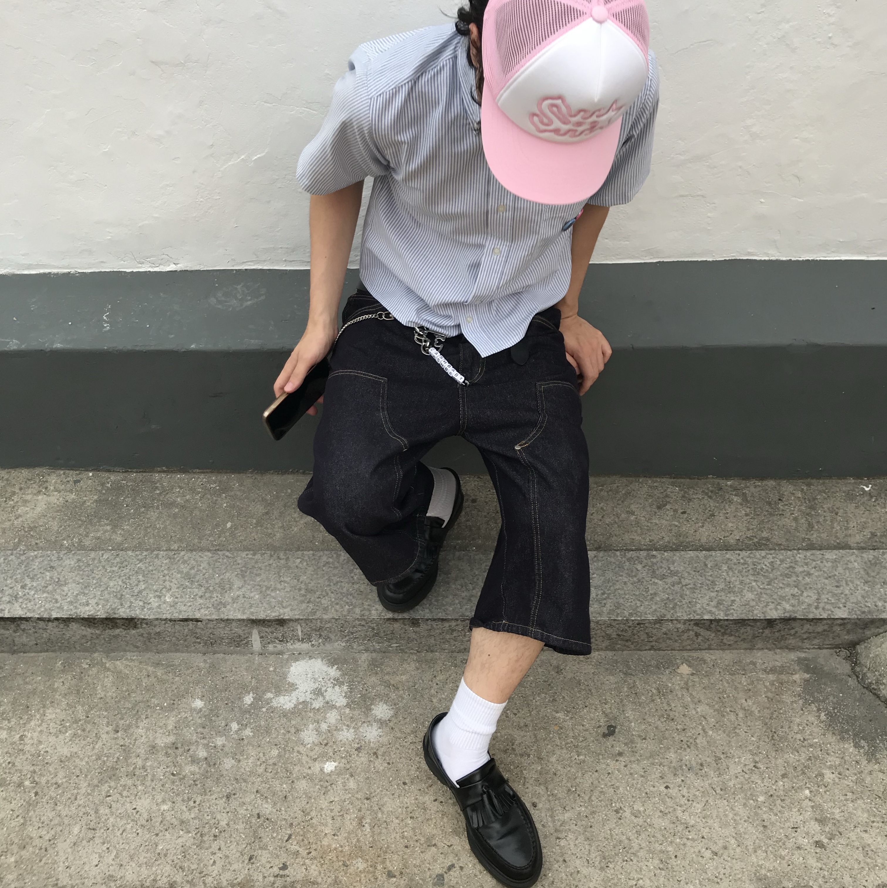 Dr. Martens Adrian Smooth Black 착용 스타일 - 2