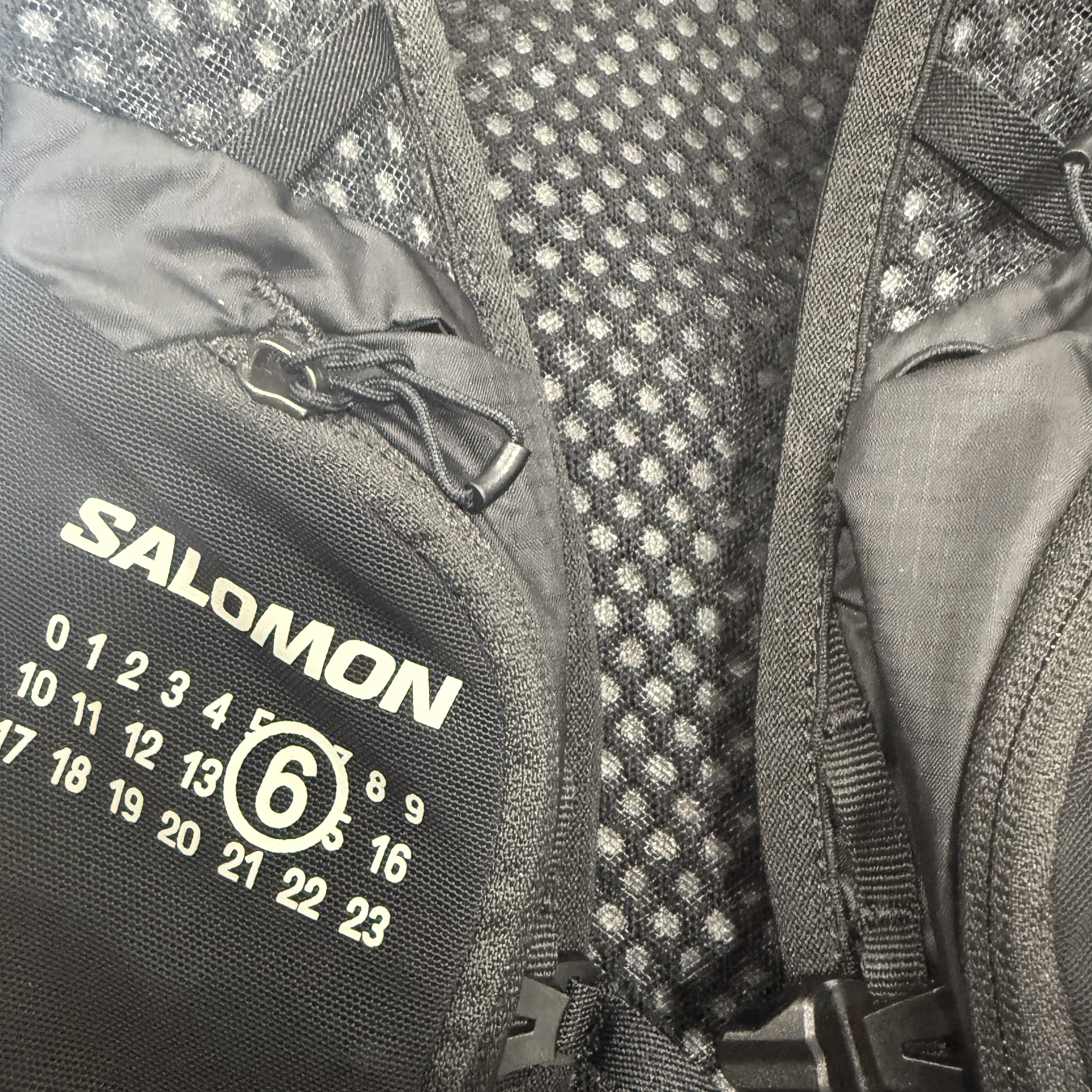 Salomon x MM6 Maison Margiela XT-15 Black 착용 스타일