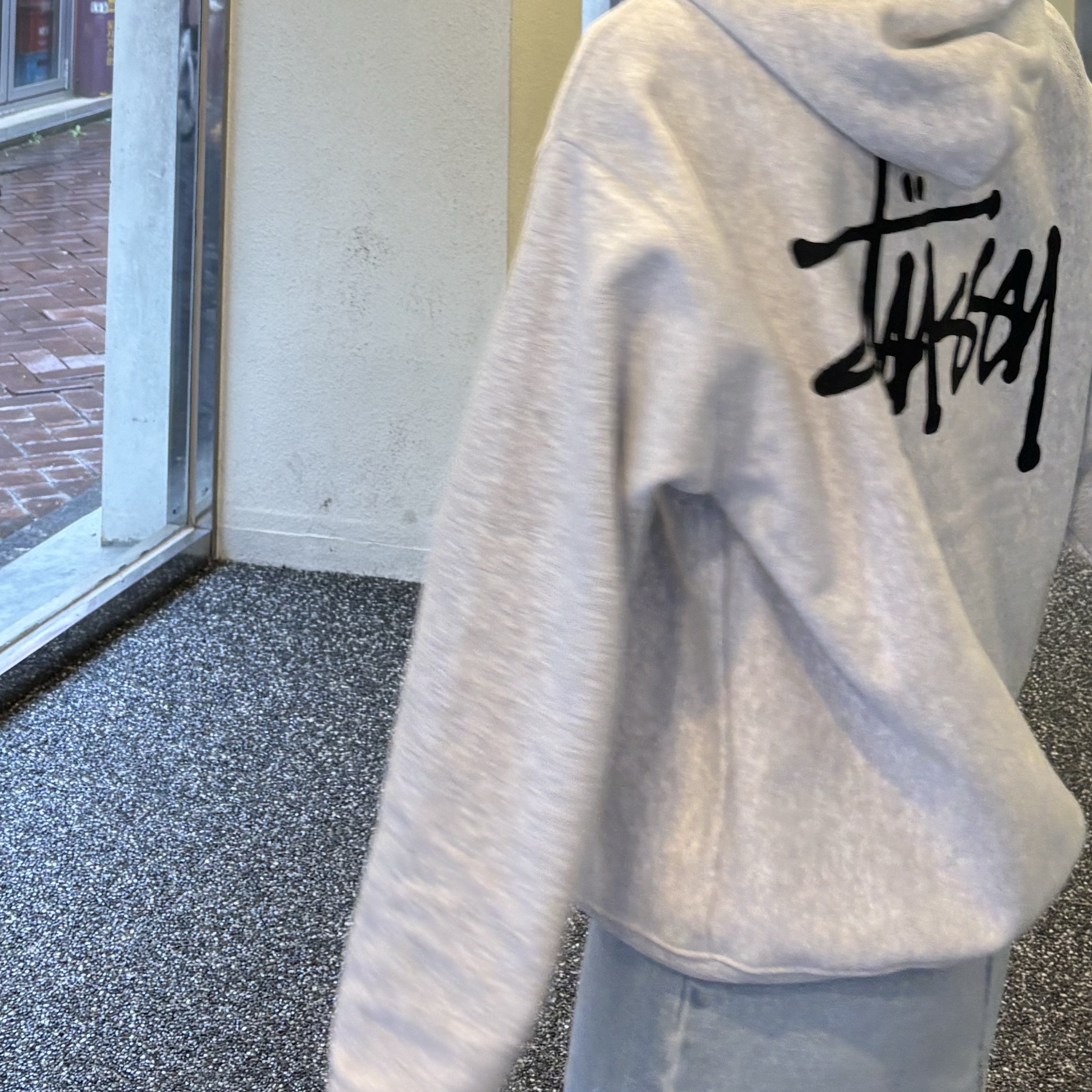 Stussy Basic Stussy Hoodie Ash Heather 착용 스타일