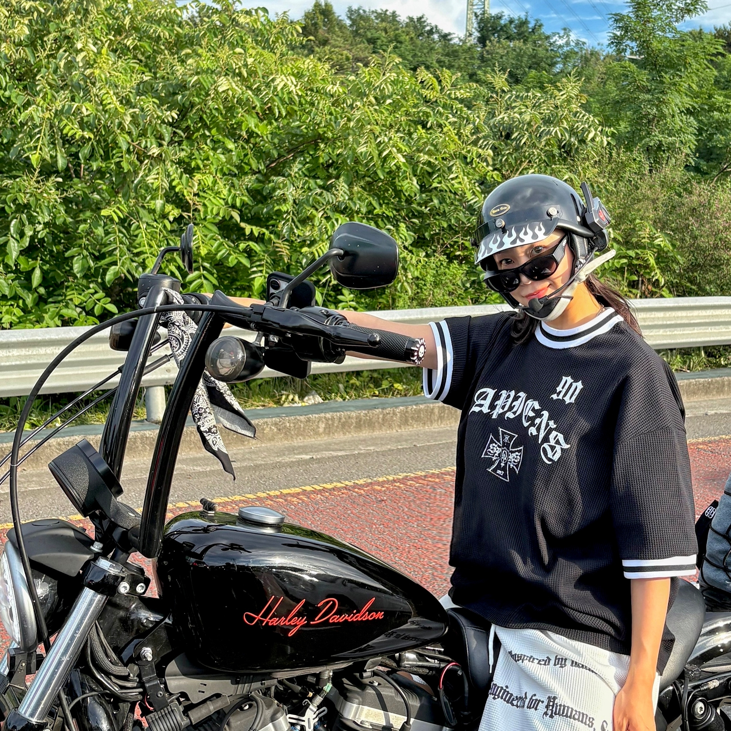 Sapiens Ninety Ringer Over Fit Short Sleeves Black, [KREAM 단독] Sapiens Engineered Waffle Over Fit Shorts White 착용 스타일 - 3