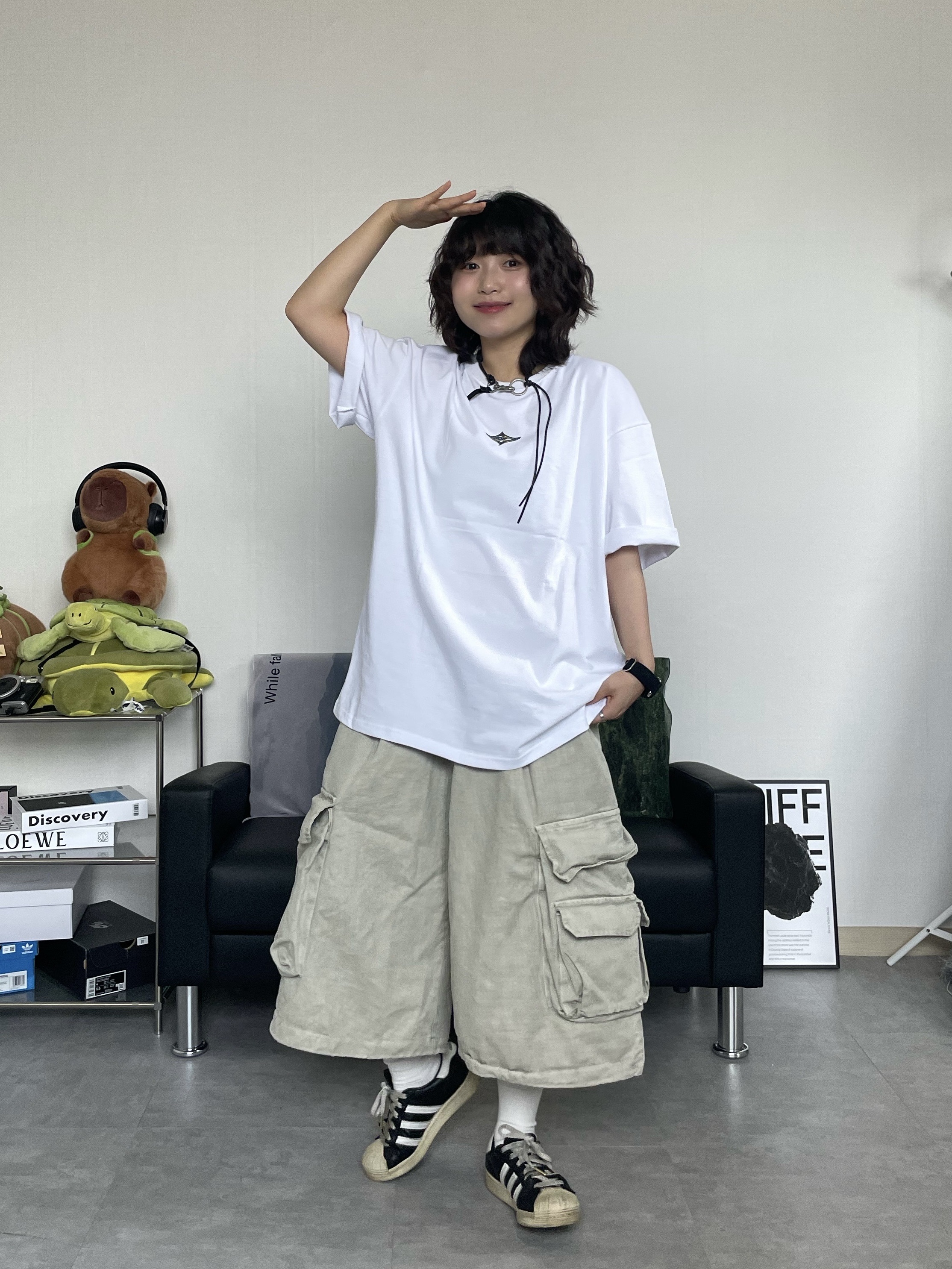 Adidas Superstar Premium Black White, Our Legacy Ladon Leather Keychain Black 착용 스타일 - 1