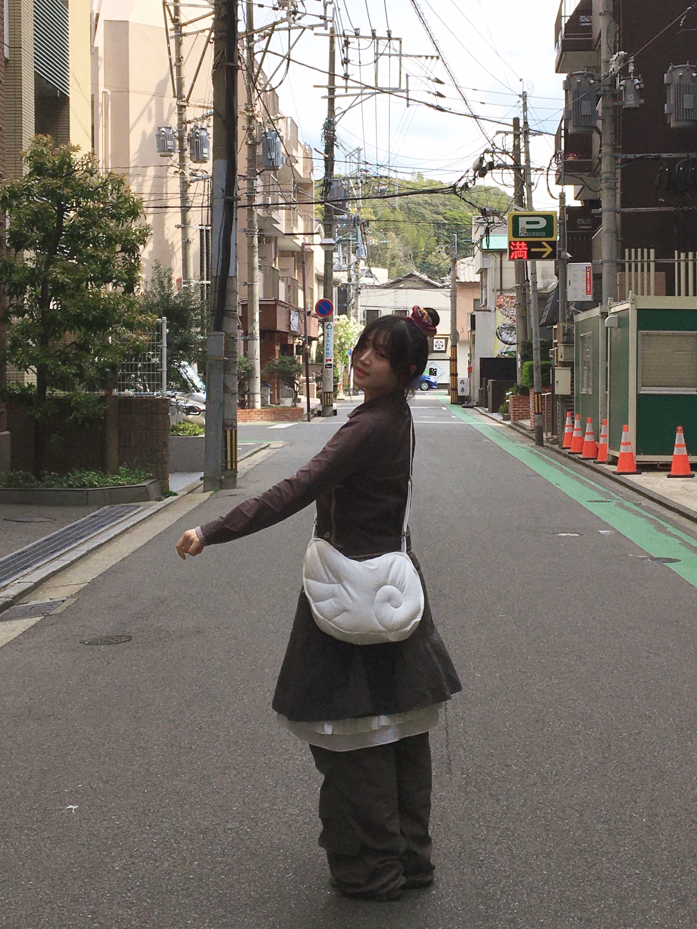 COYSEIO Flower Pintuck Skirt Charcoal, (W) Asics x Kiko Kostadinov x Hysteric Glamour Gel-Quantum Cotton Candy 착용 스타일 - 3
