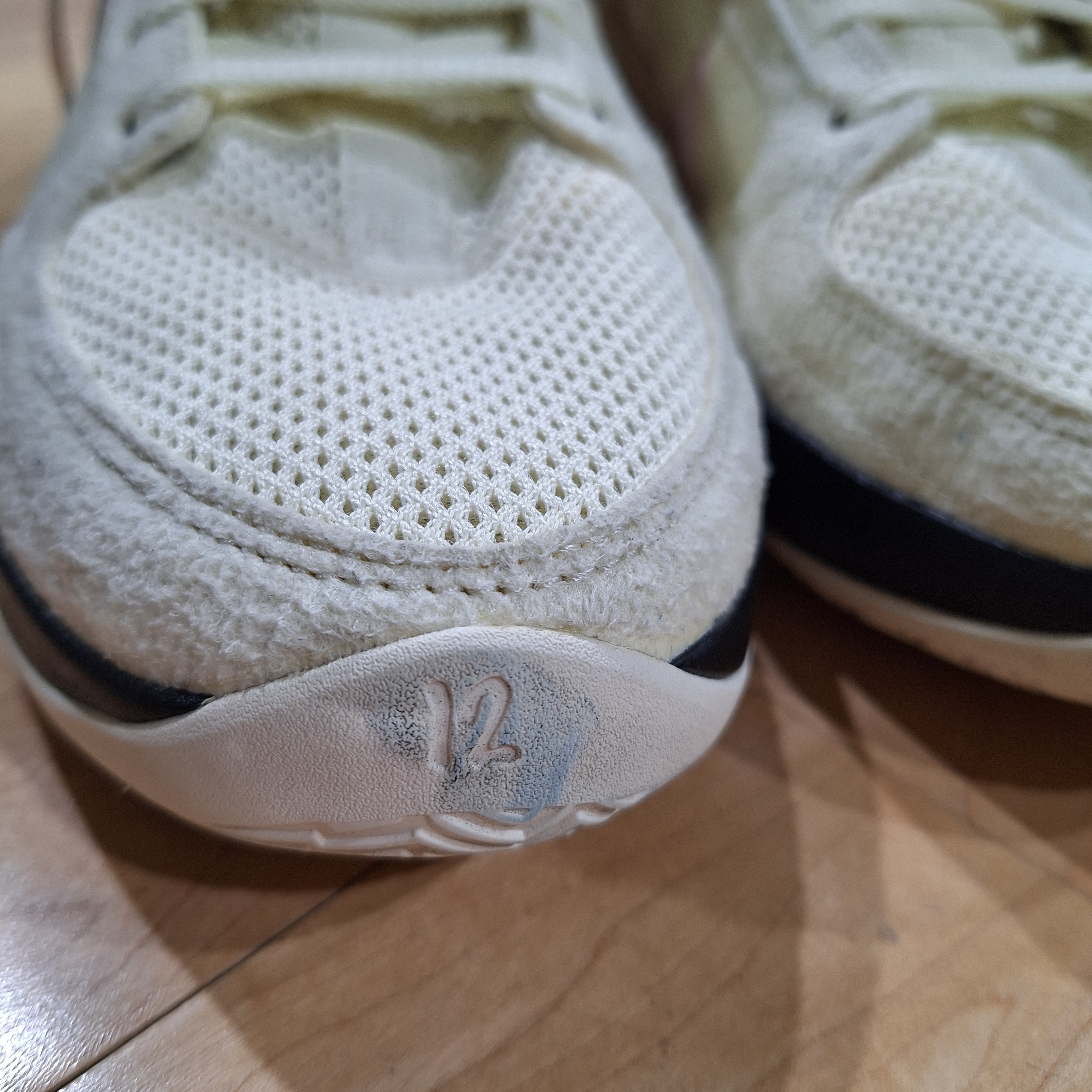 Nike Ja 2 EP Coconut Milk Black 착용 스타일 - 3