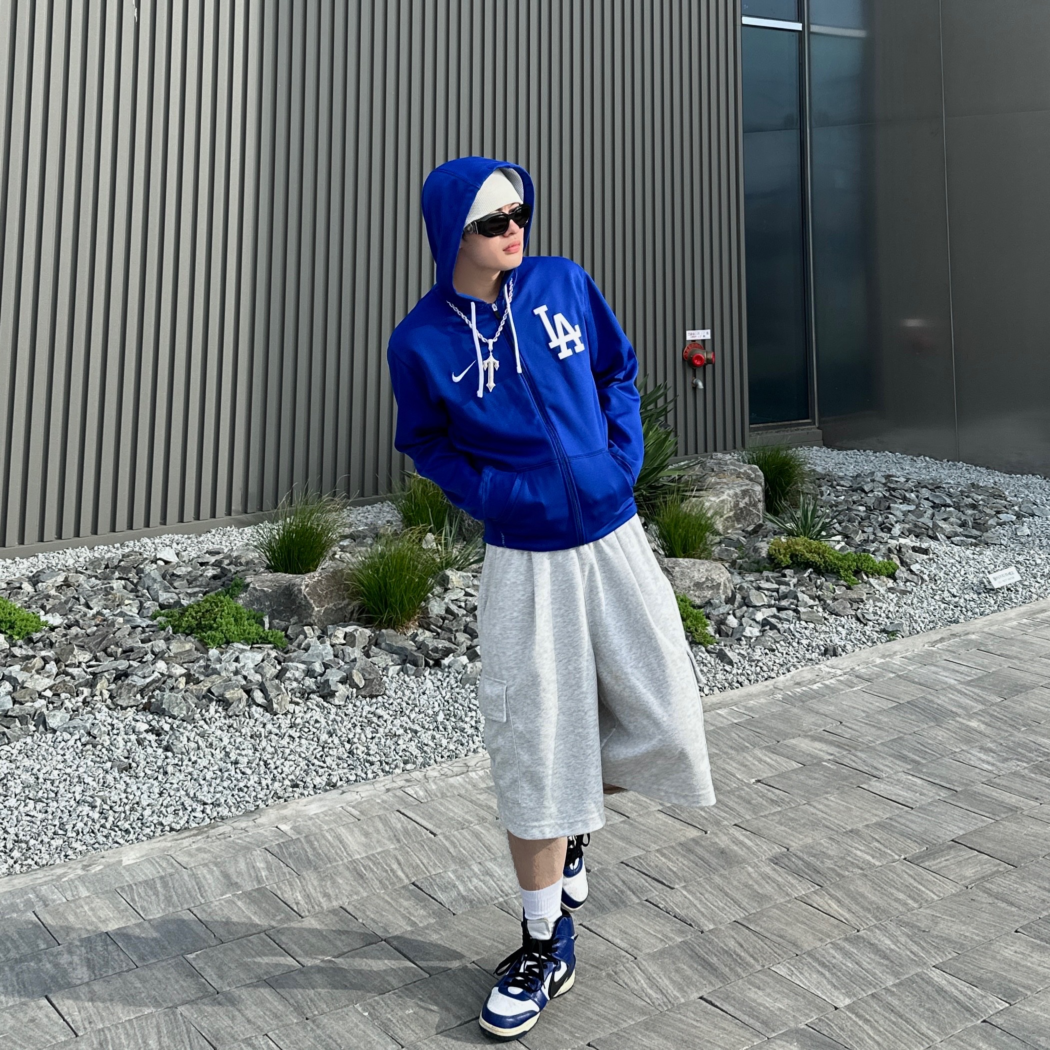 Nike x Ambush Dunk High Black, Nike x Ambush Dunk High Deep Royal Blue 착용 스타일 - 3