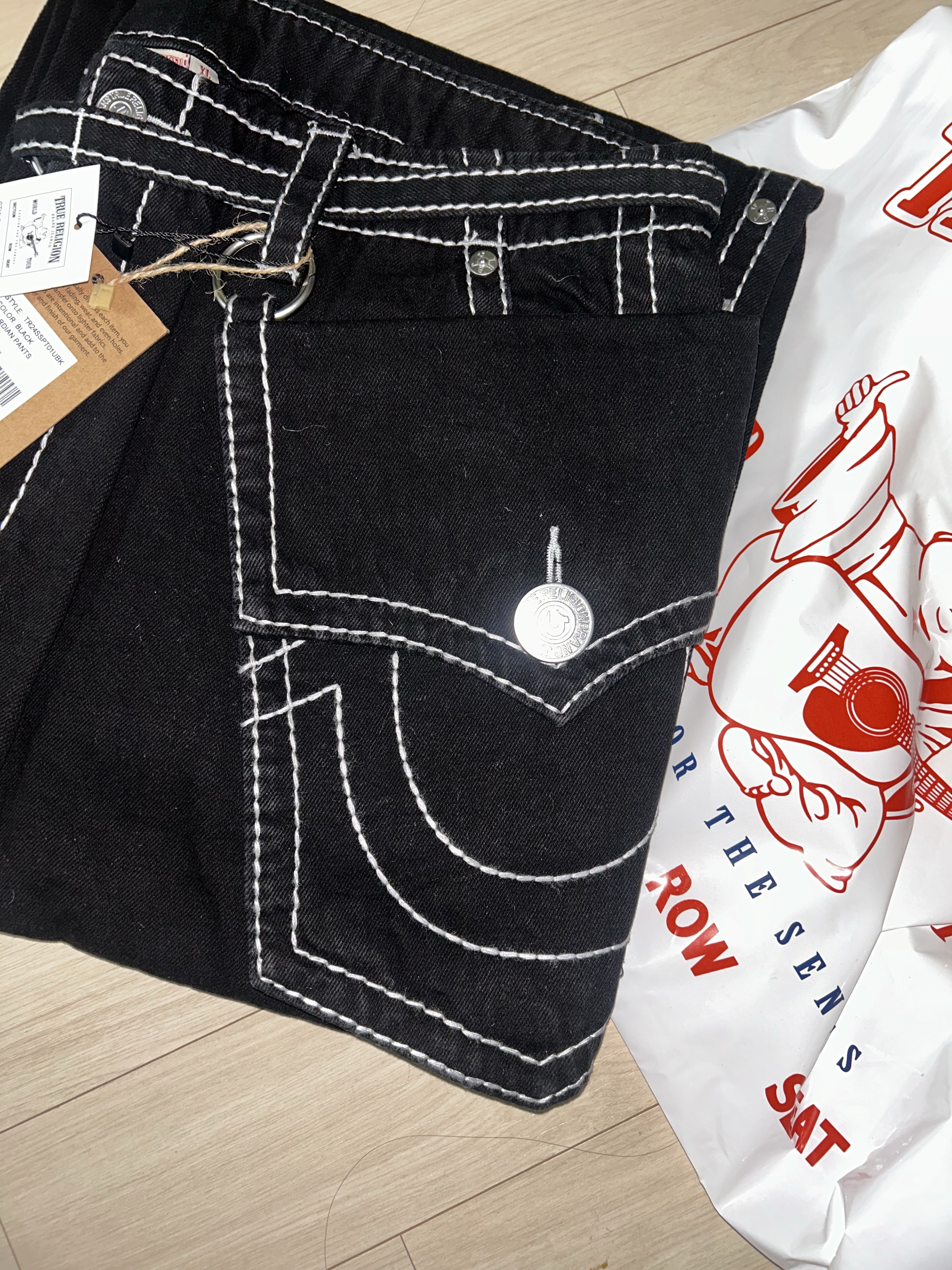 True Religion Guardian Pants Black 착용 스타일 - 3