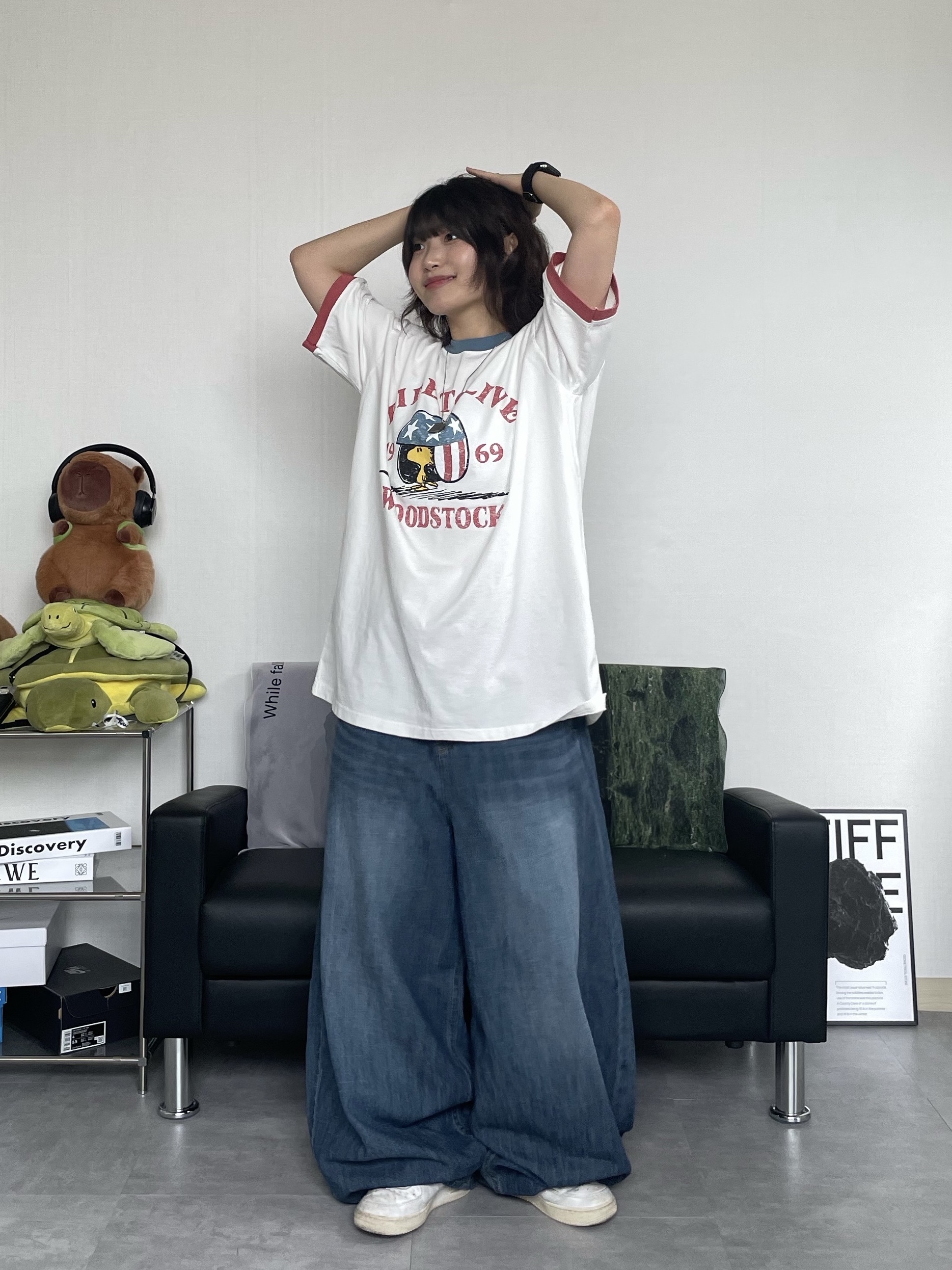 (W) Nike Air Force 1 '07 Low White, Adidas Superstar Core Black White 착용 스타일 - 1