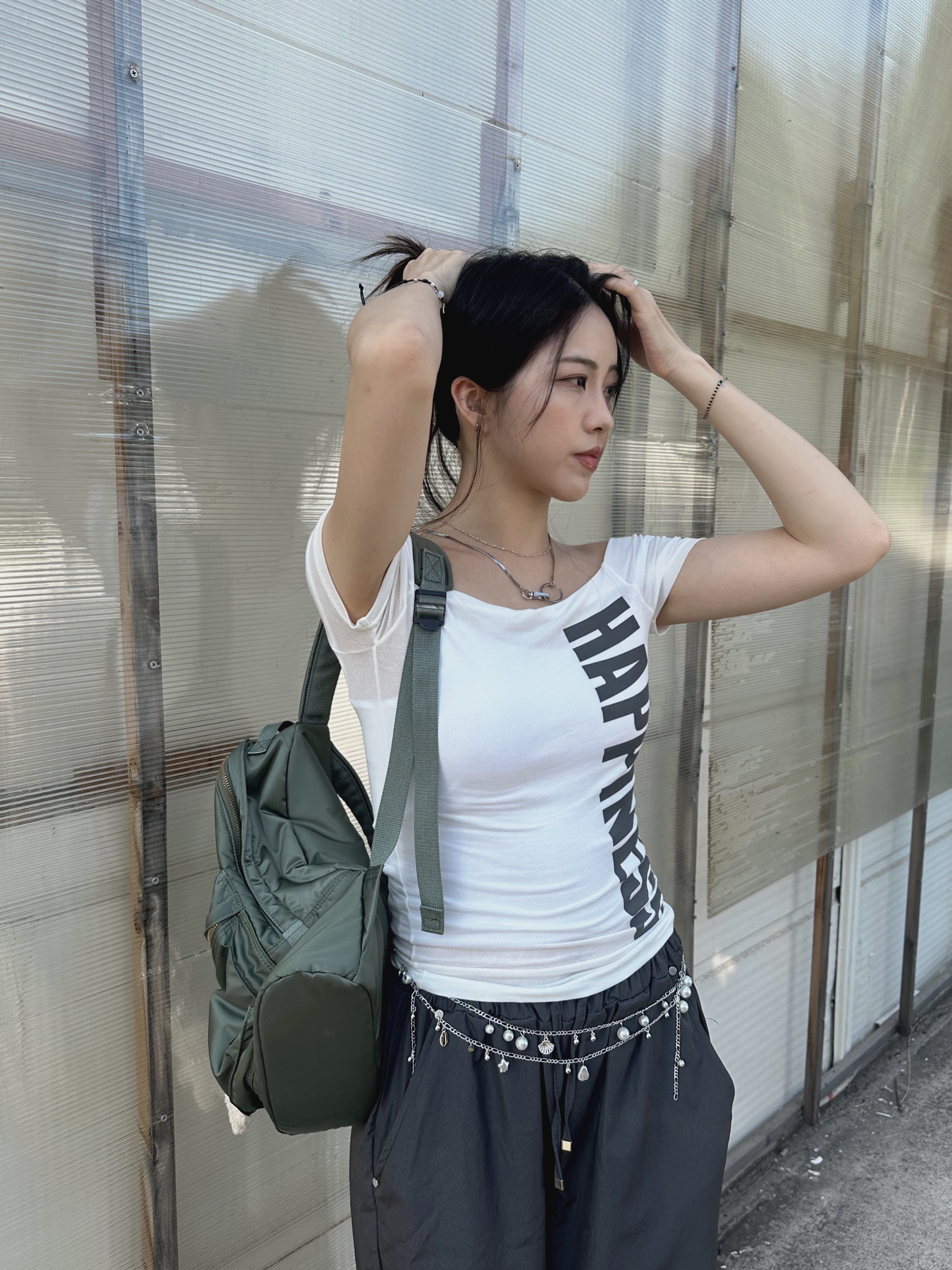 Porter Tanker Backpack Sage Green, Nike Air Force 1 '07 Low Triple Black 착용 스타일 - 4