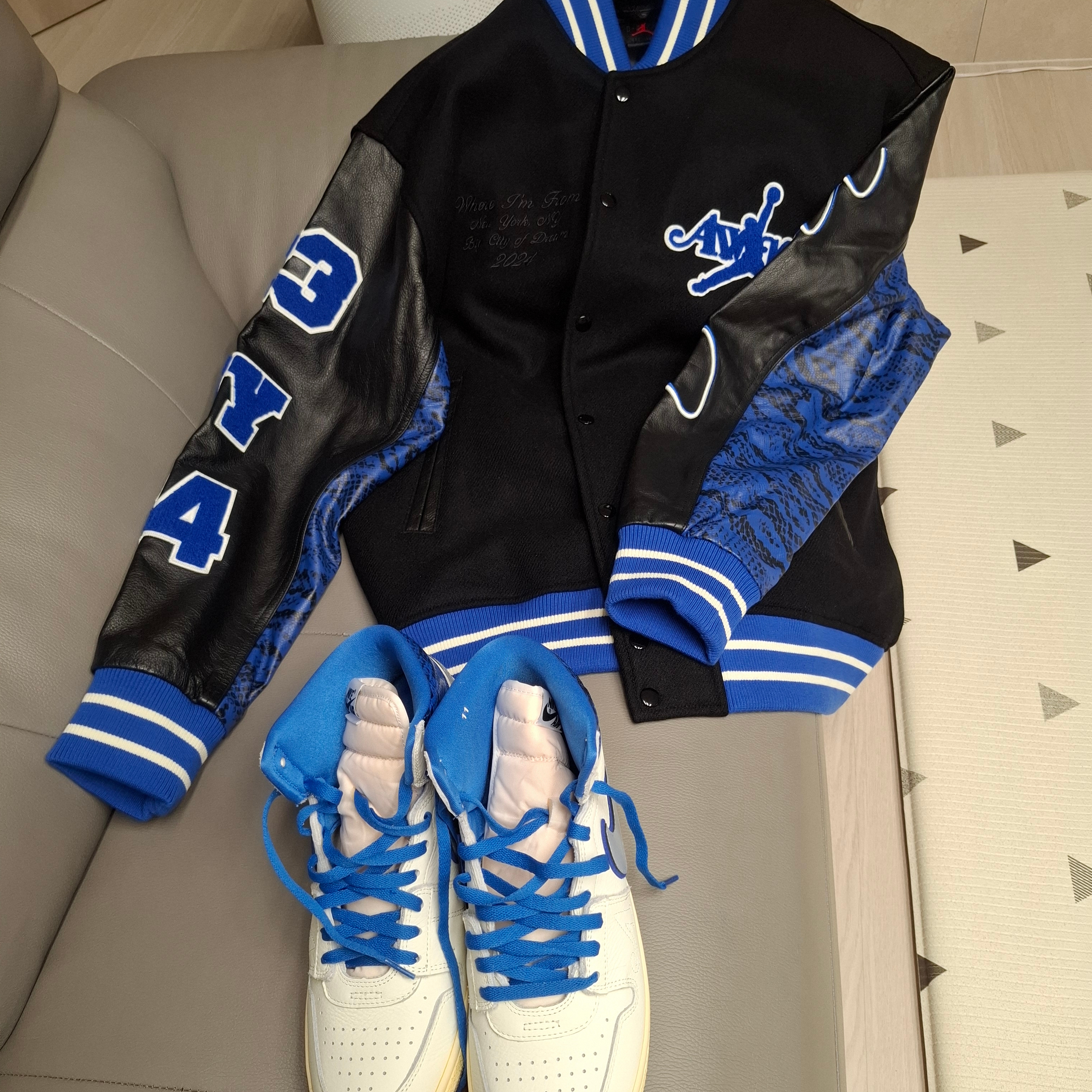 Jordan x Awake NY Varsity Jacket Black (FQ5439-010), Jordan x Awake NY Air Ship PE SP Game Royal 착용 스타일 - 1