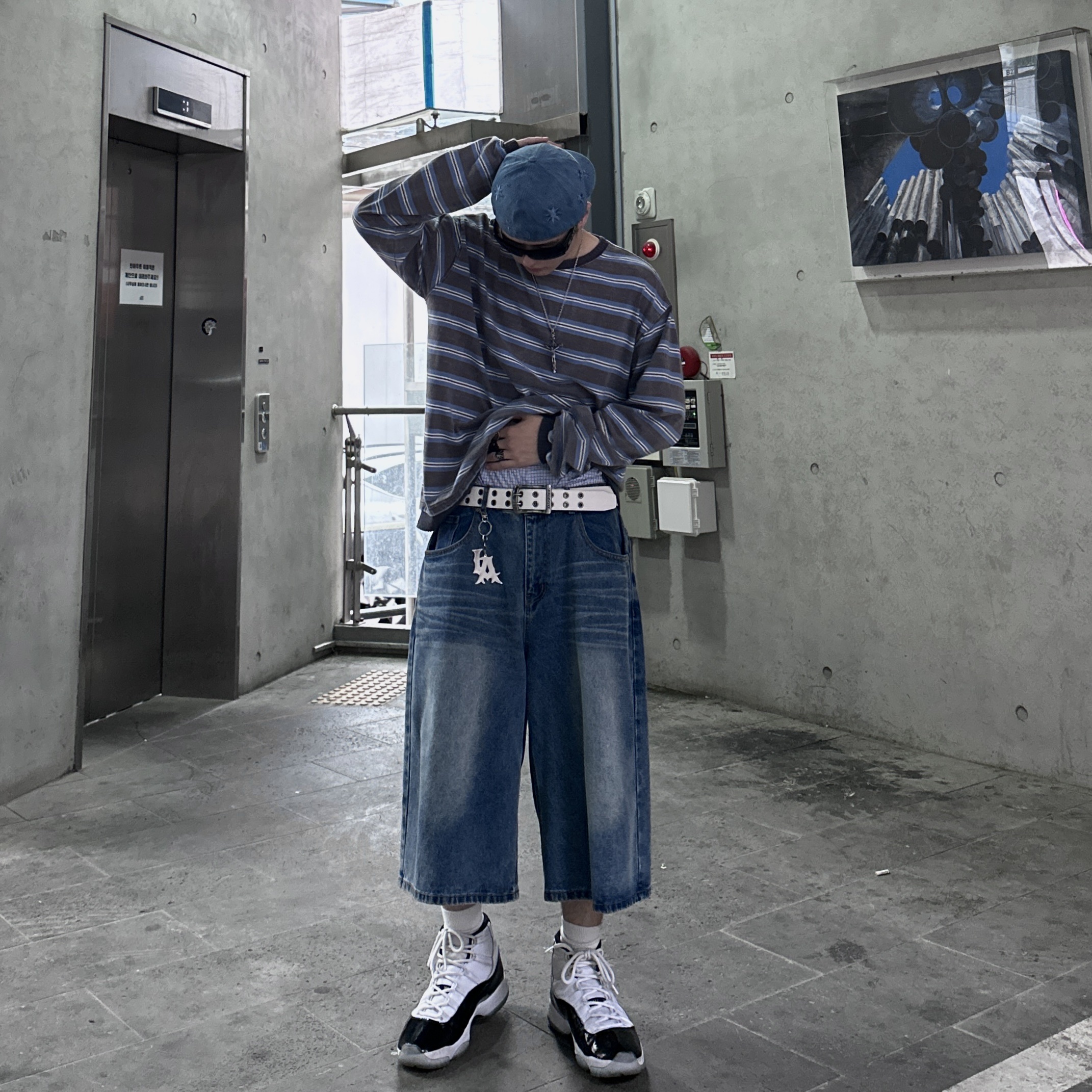 Jordan 11 Retro Concord 2018 착용 스타일 - 3