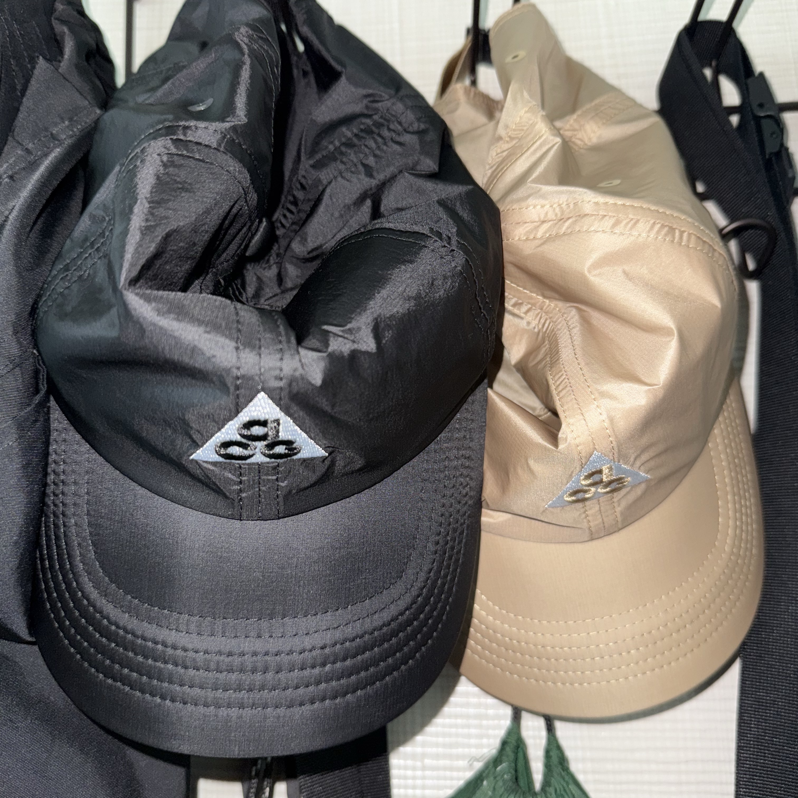 Nike ACG Trail Cap Black 착용 스타일