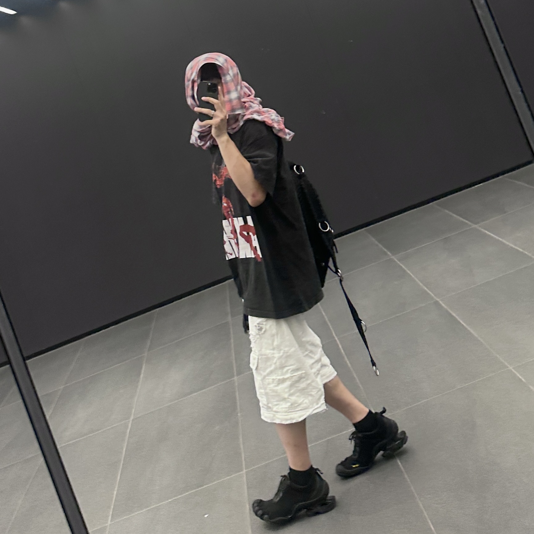 [더블적립]Farfromwhat Far Flannel Shirts 05, Balenciaga Toe Lace-Up Vibram Sneakers Black 착용 스타일 - 2