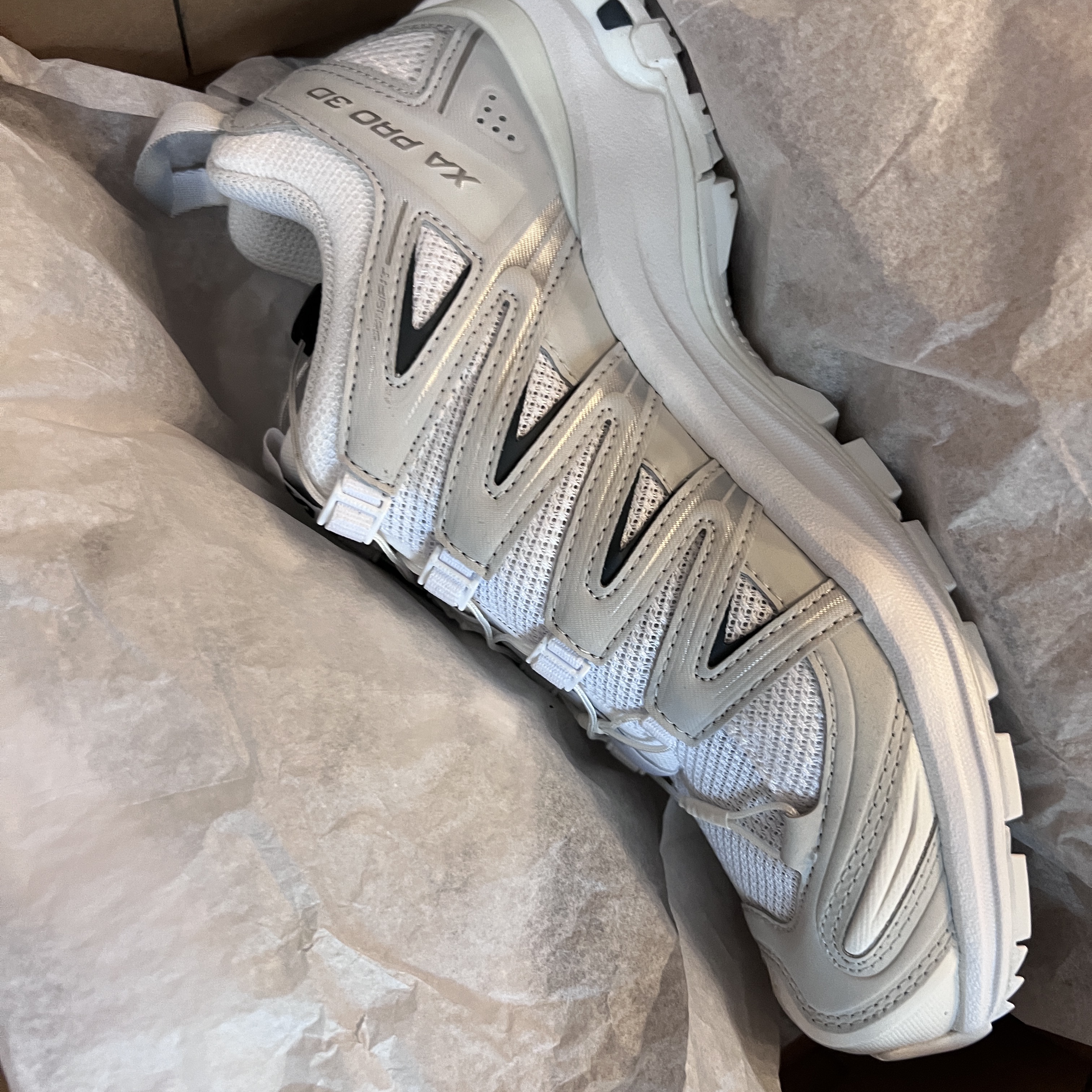 (W) Salomon XA Pro 3D White Grey Violet 착용 스타일