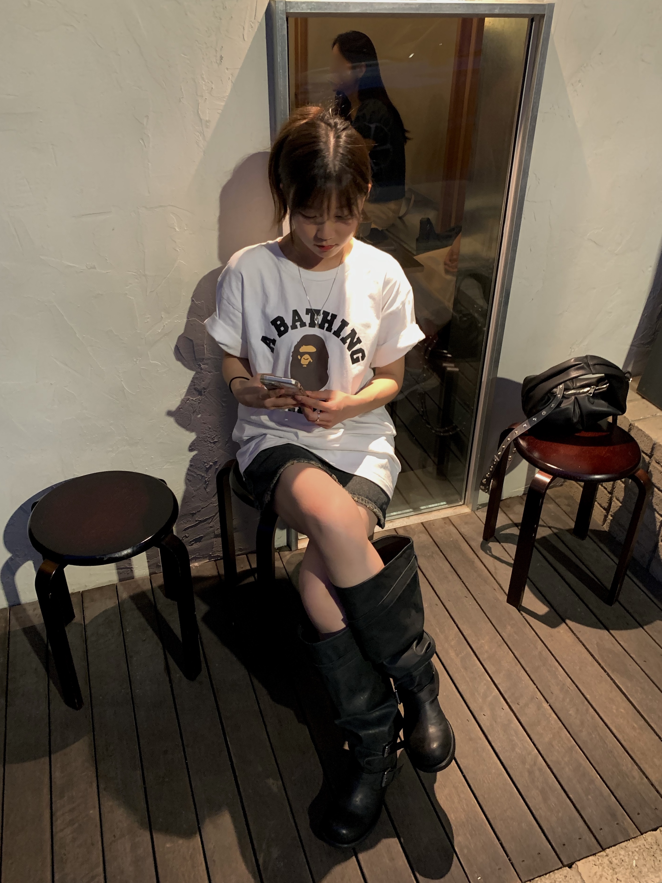 BAPE College T-Shirt White, [6% 적립] NegativeThree  Slouchy Long Boots Washed Black 착용 스타일